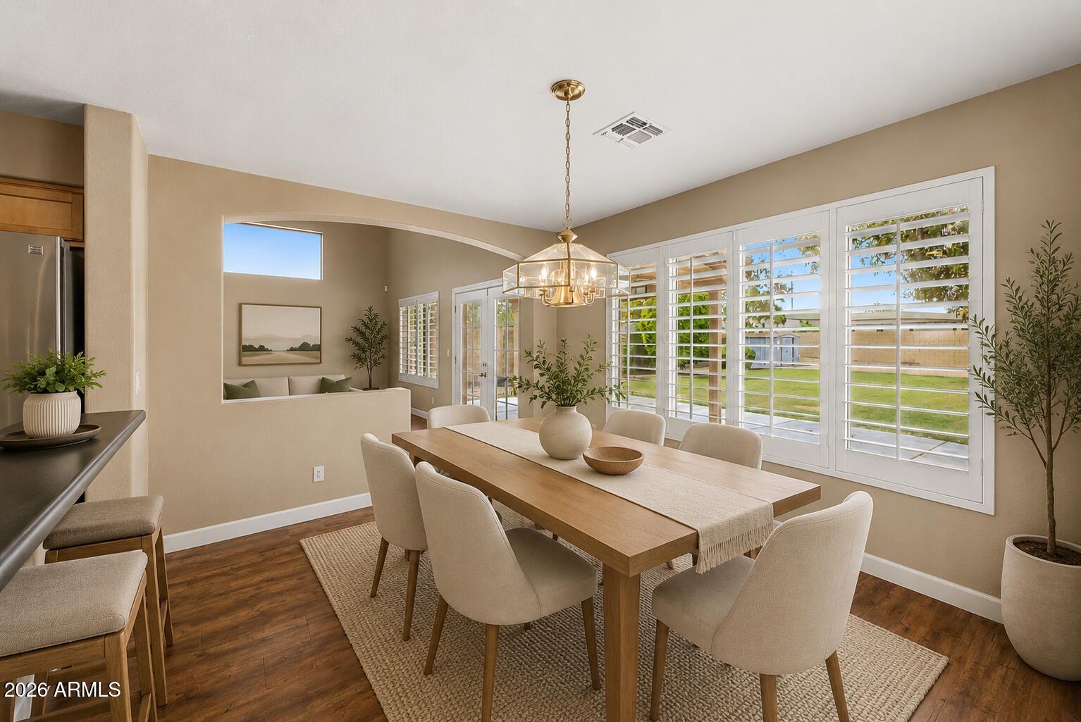 LAS BRISAS POINTE - Residential