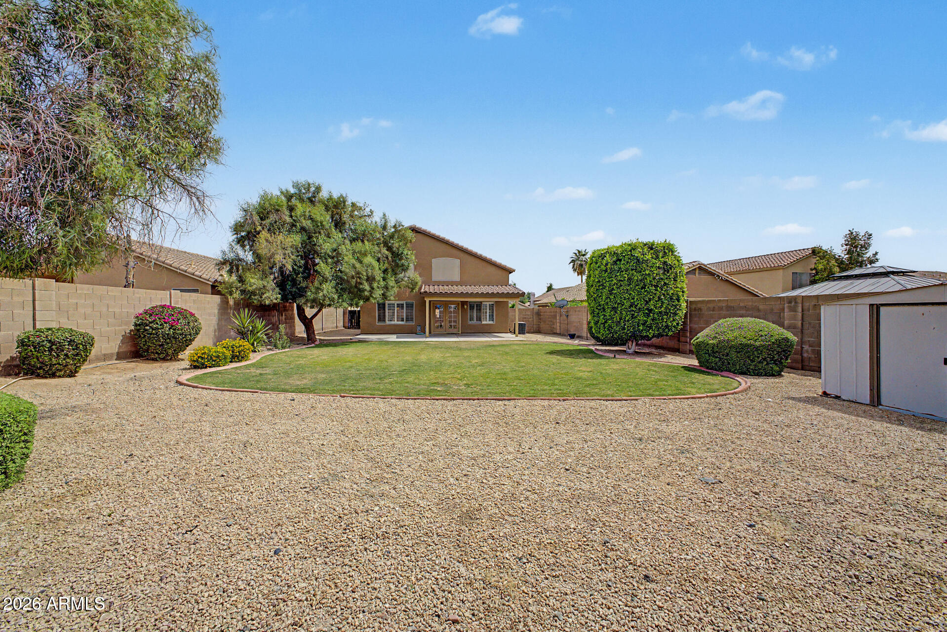 LAS BRISAS POINTE - Residential