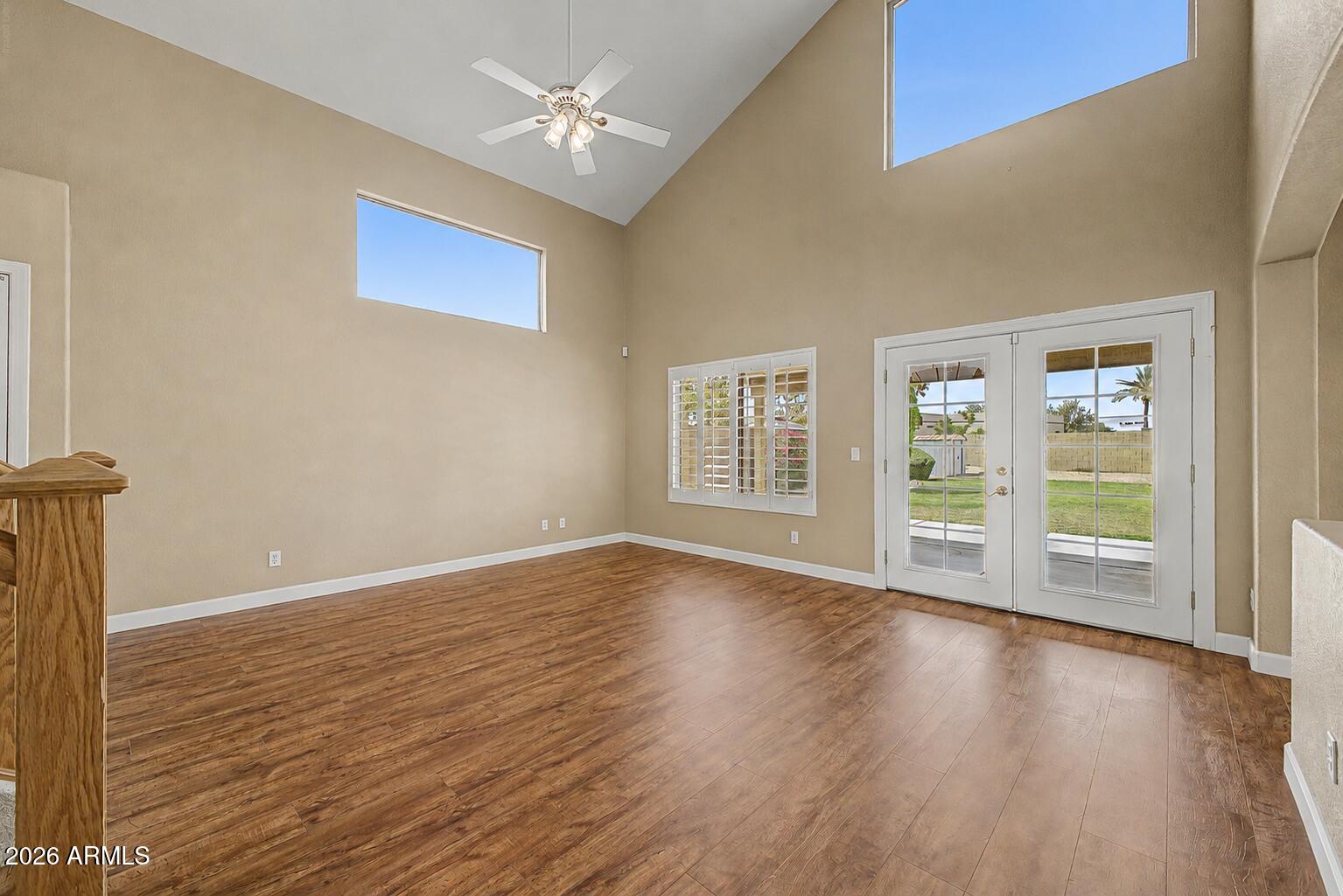 LAS BRISAS POINTE - Residential