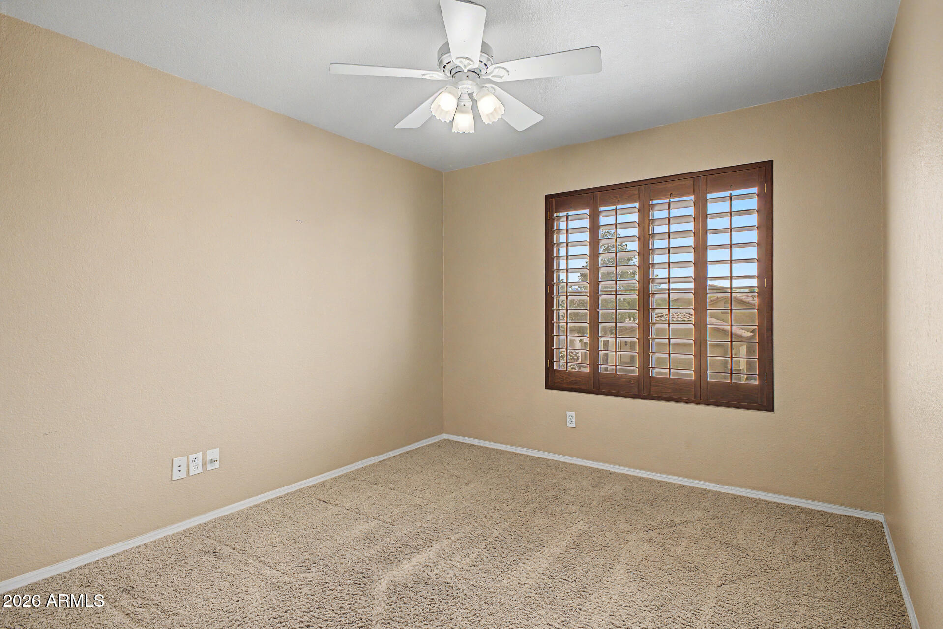 LAS BRISAS POINTE - Residential