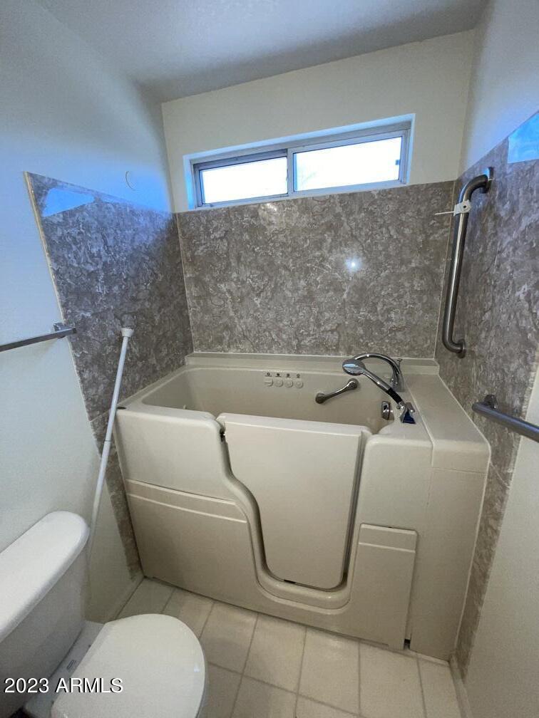 STONECREST - Residential Lease