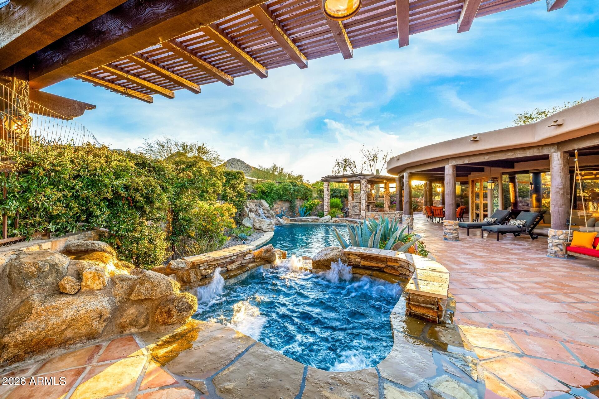 SONORAN CREST - Residential