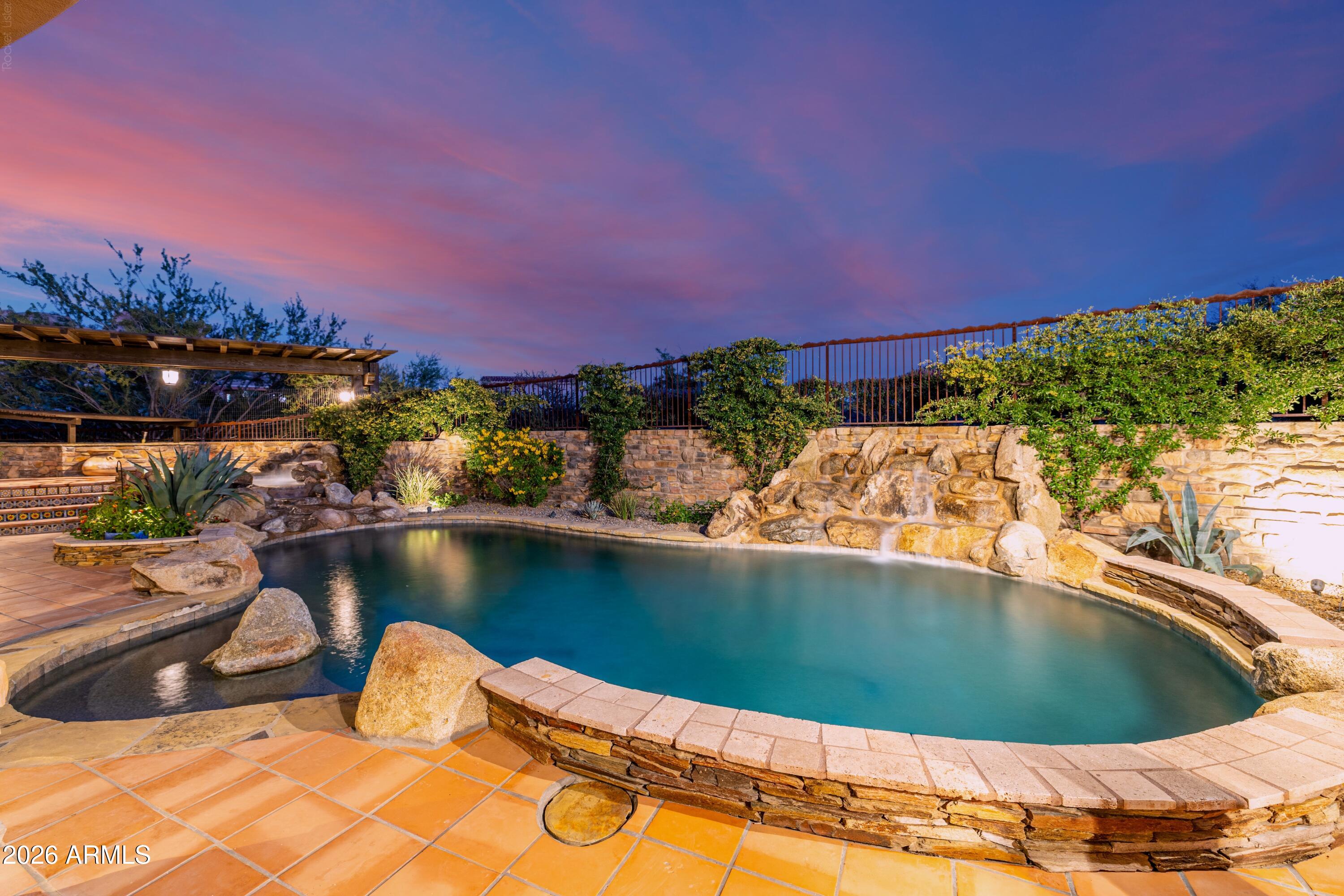 SONORAN CREST - Residential