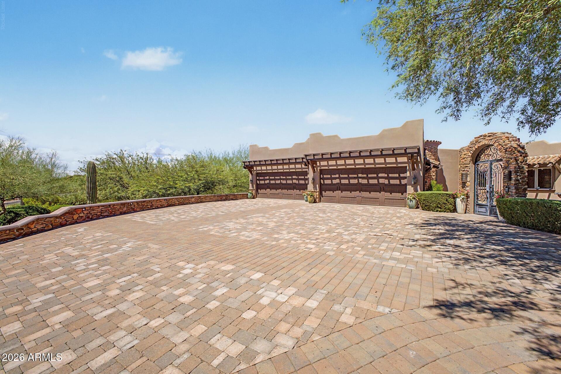 SONORAN CREST - Residential