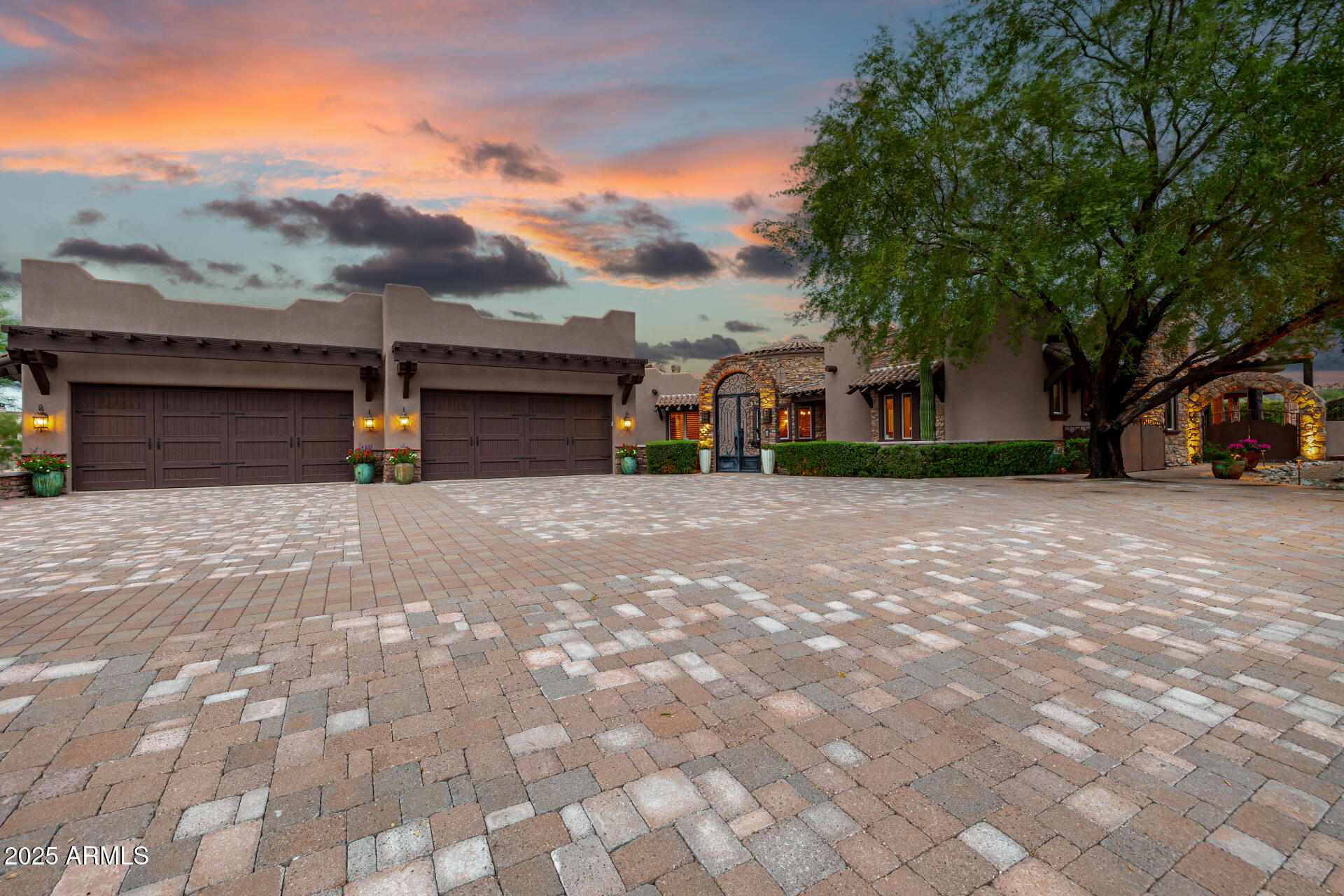 SONORAN CREST - Residential