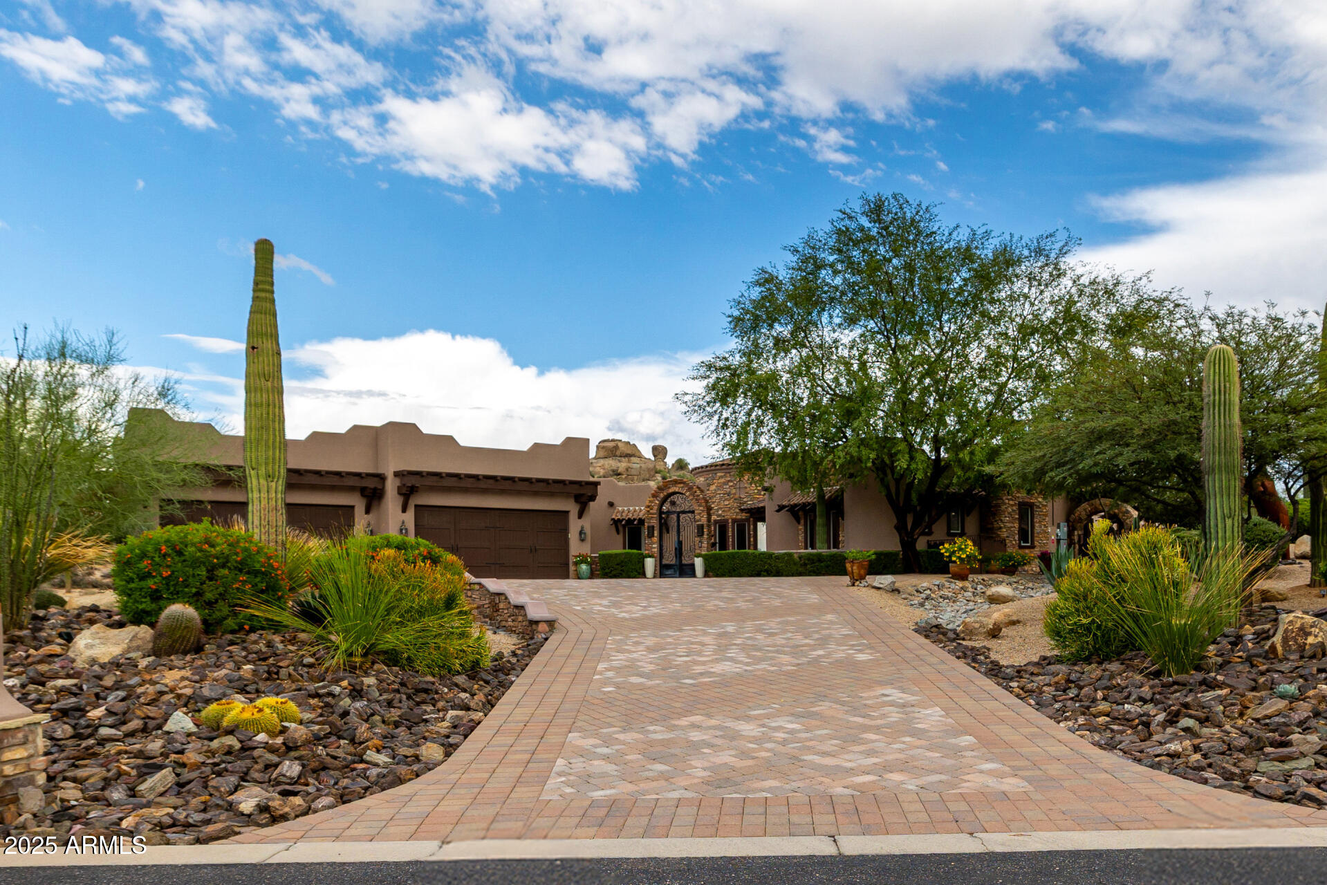 SONORAN CREST - Residential