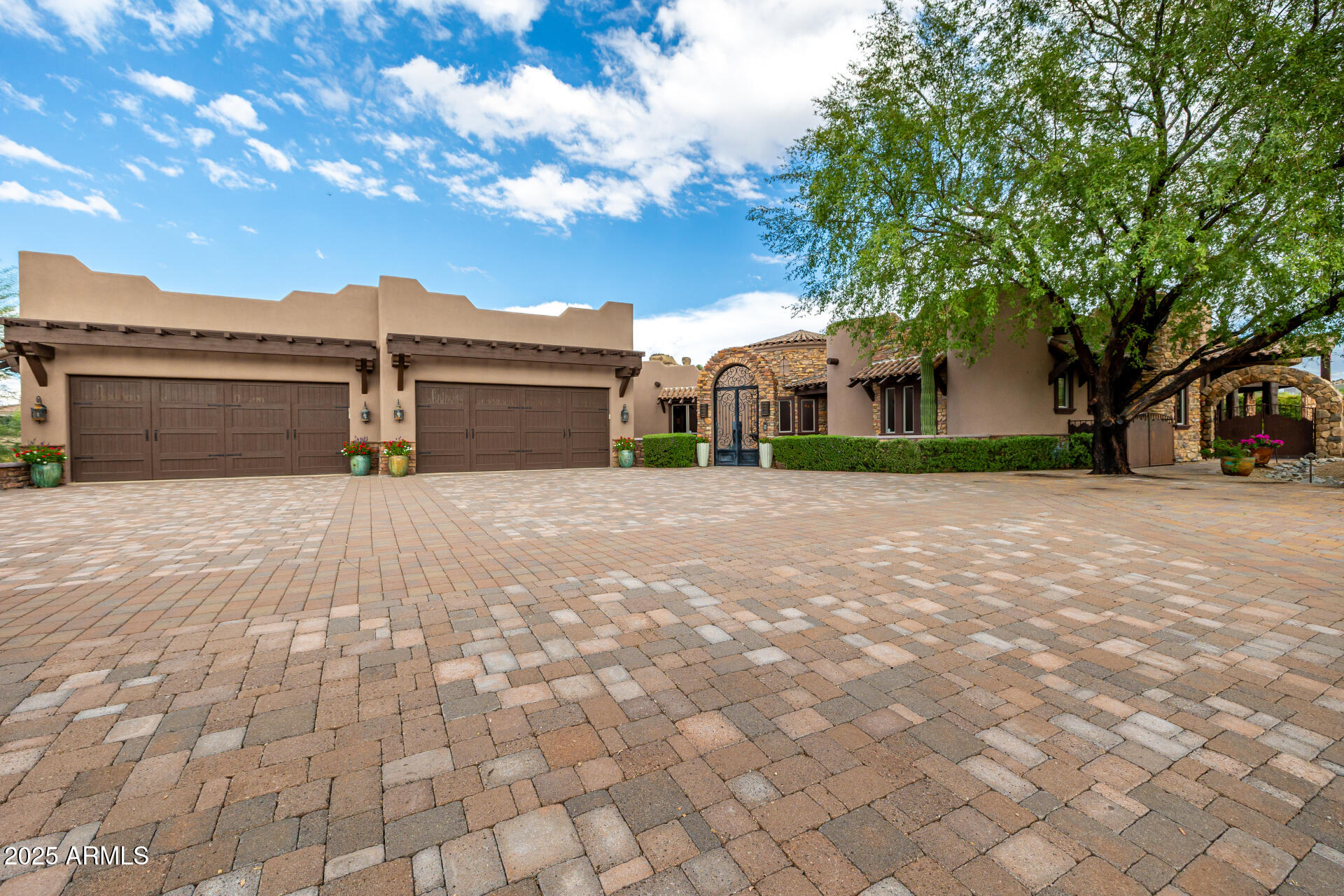 SONORAN CREST - Residential