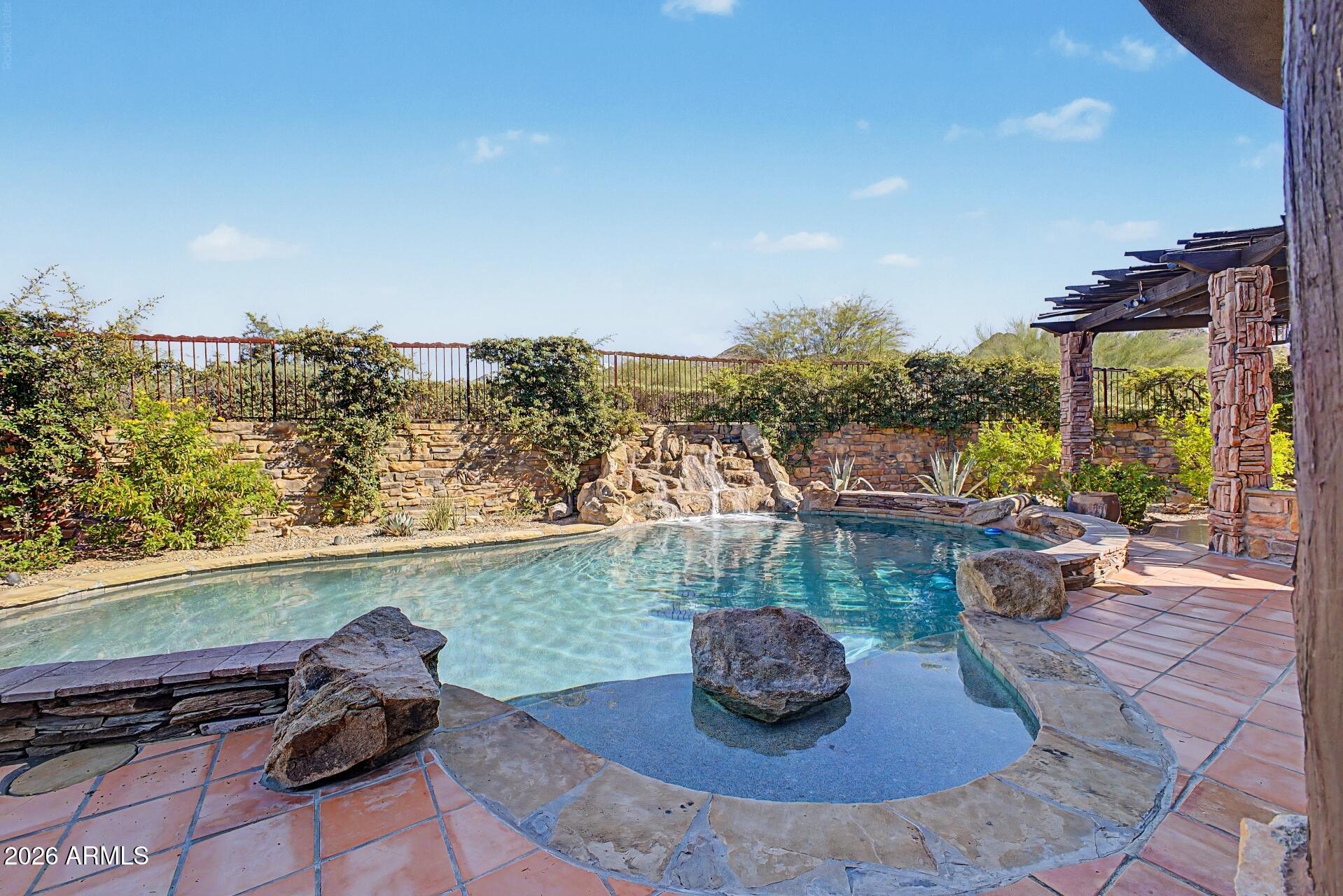 SONORAN CREST - Residential