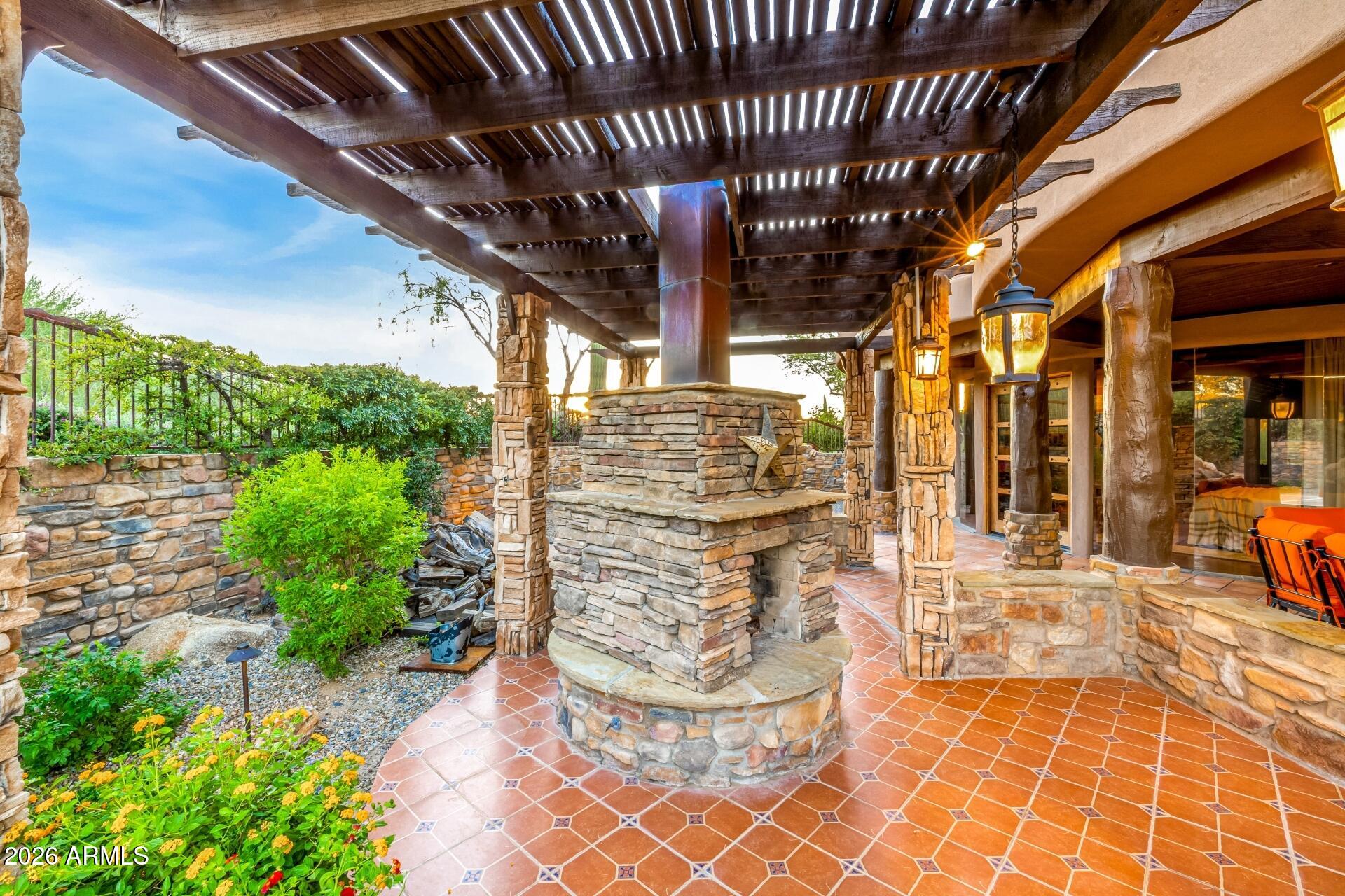 SONORAN CREST - Residential