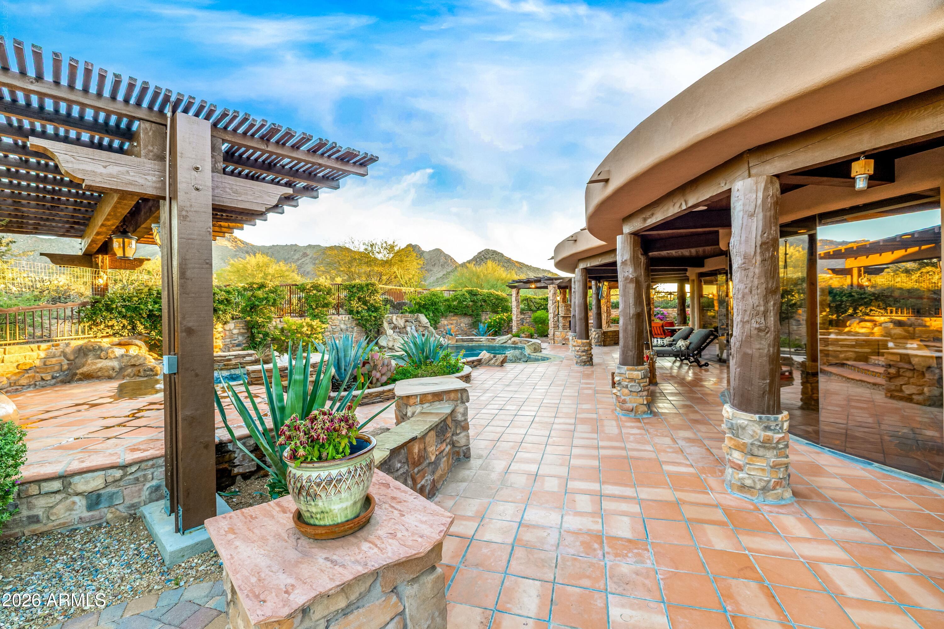 SONORAN CREST - Residential