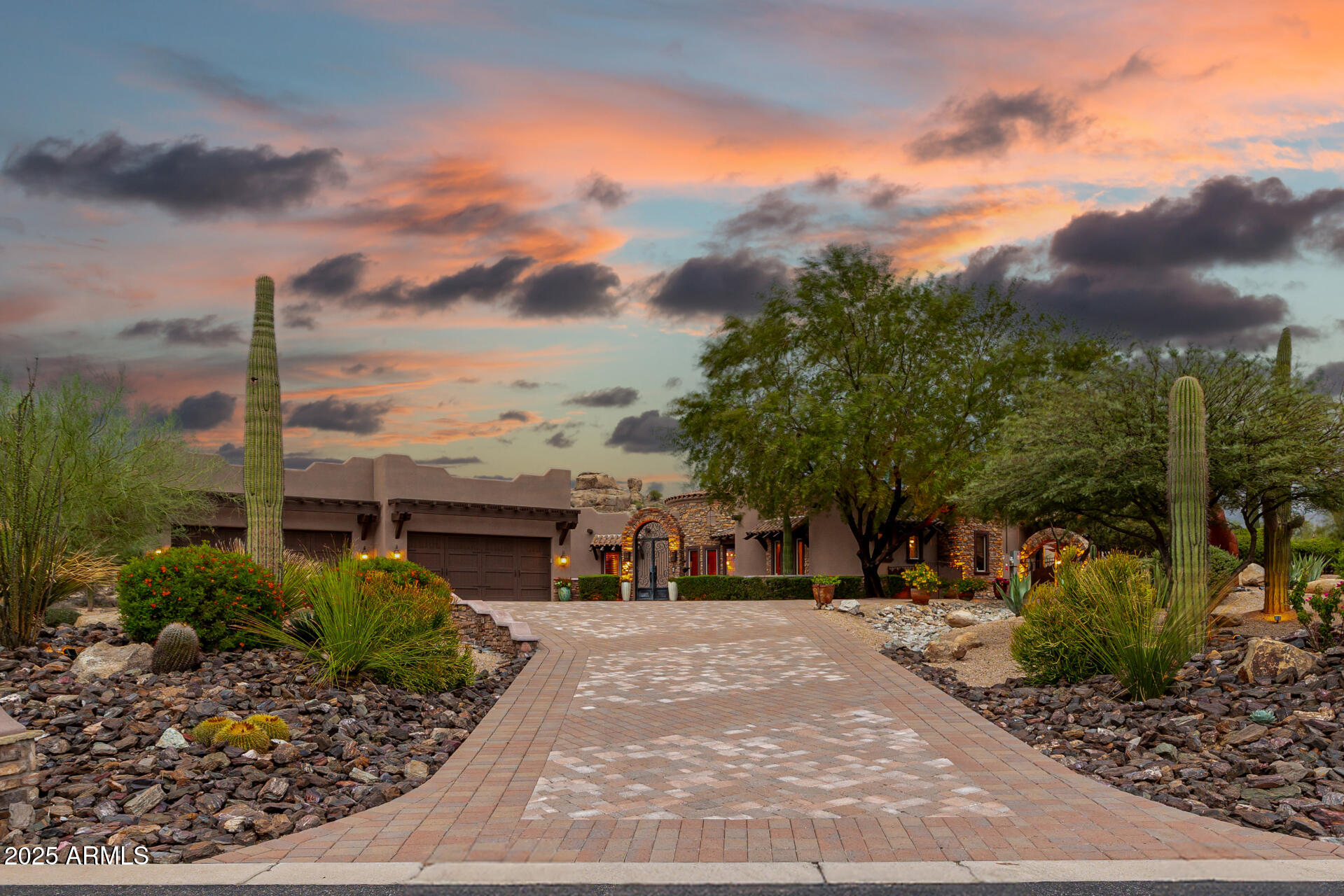 SONORAN CREST - Residential