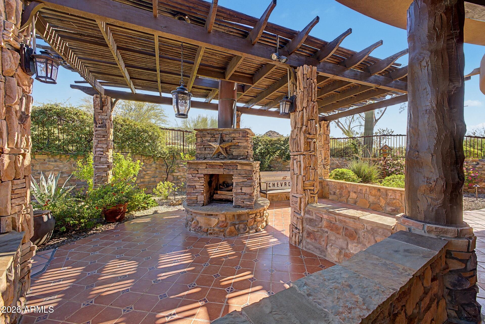 SONORAN CREST - Residential