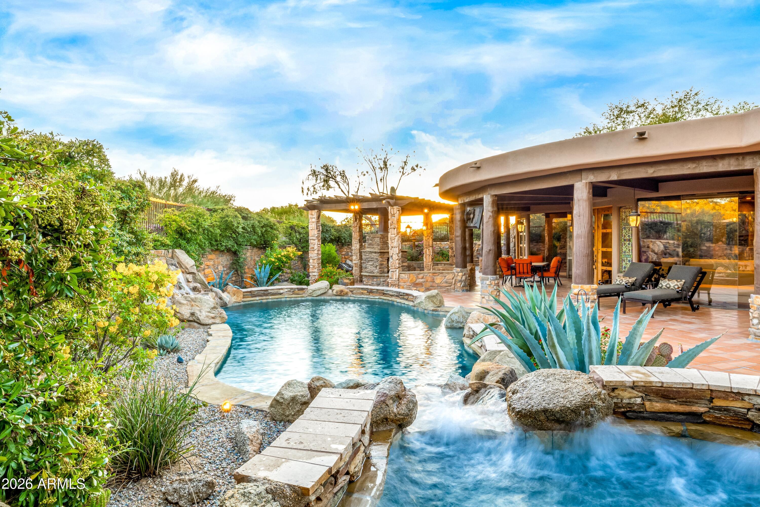 SONORAN CREST - Residential