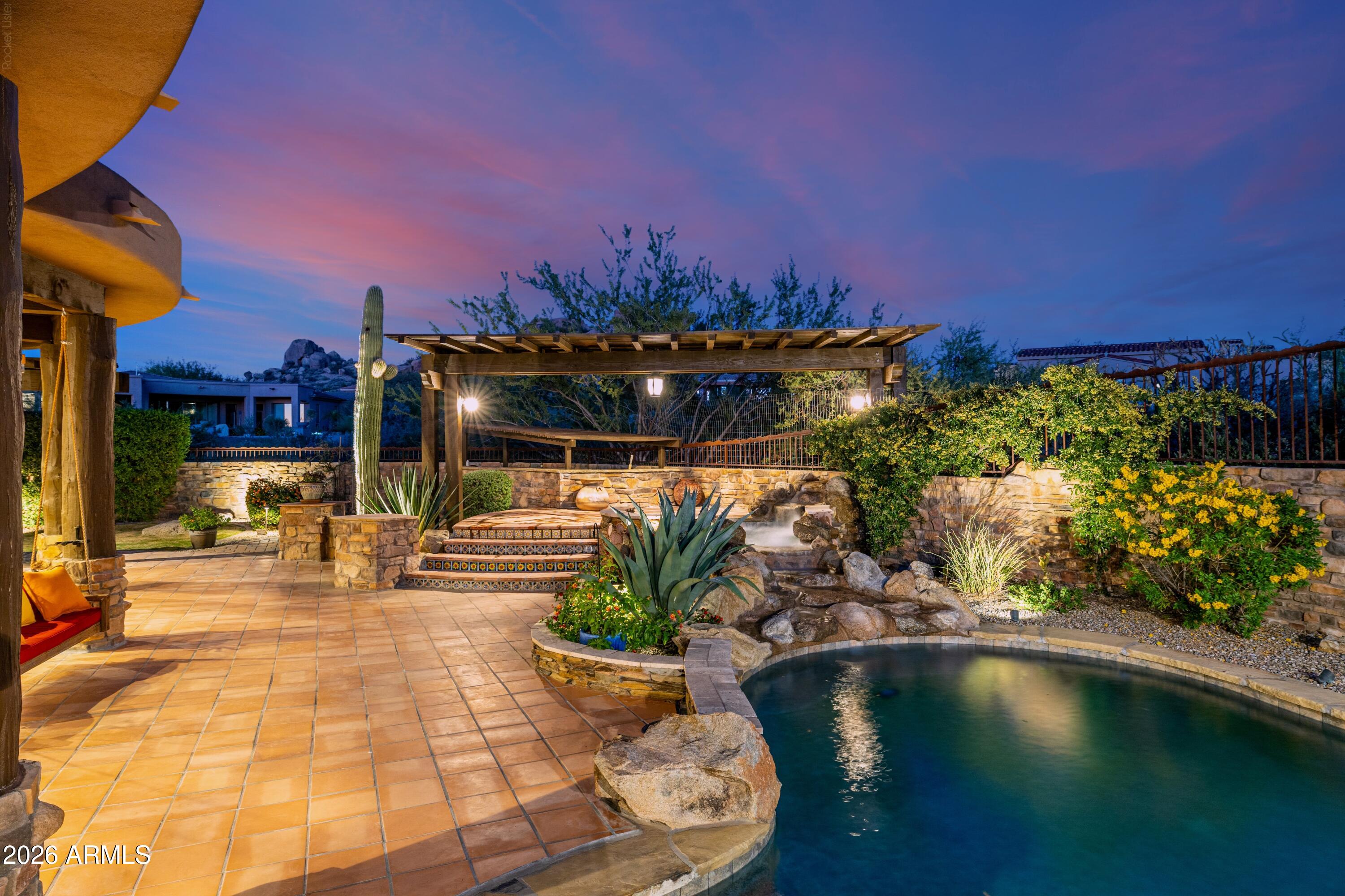 SONORAN CREST - Residential