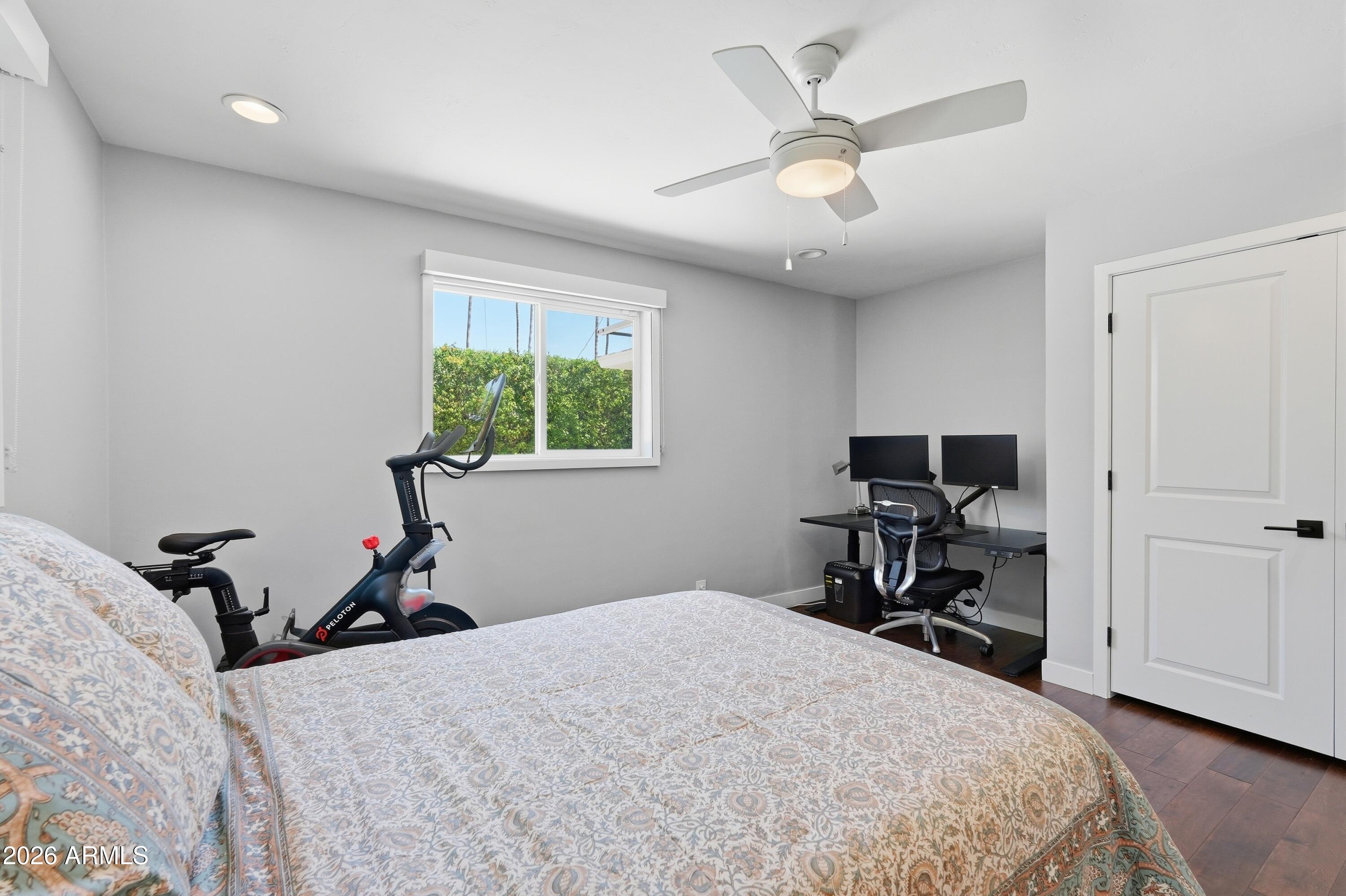 PALMS PARKWAY 1 - Residential