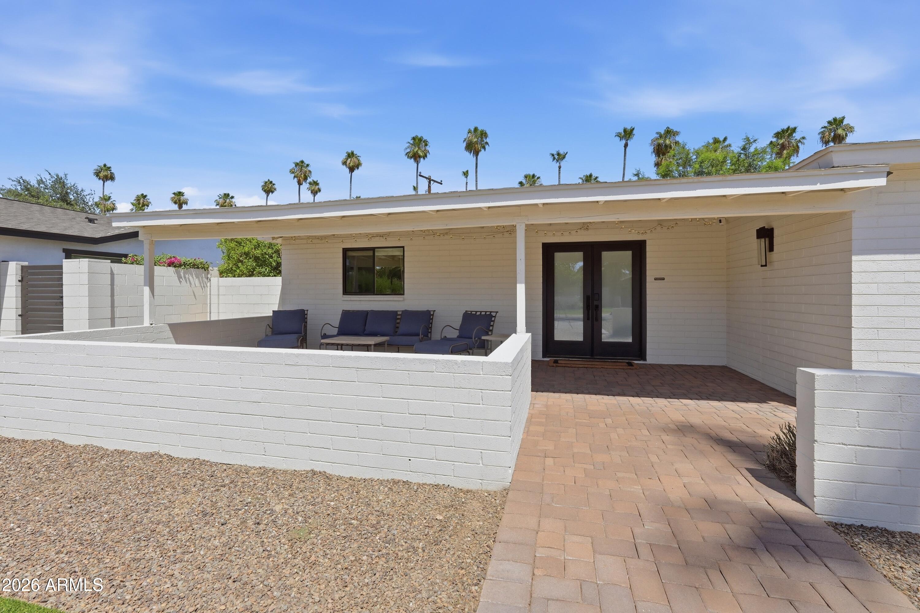 PALMS PARKWAY 1 - Residential