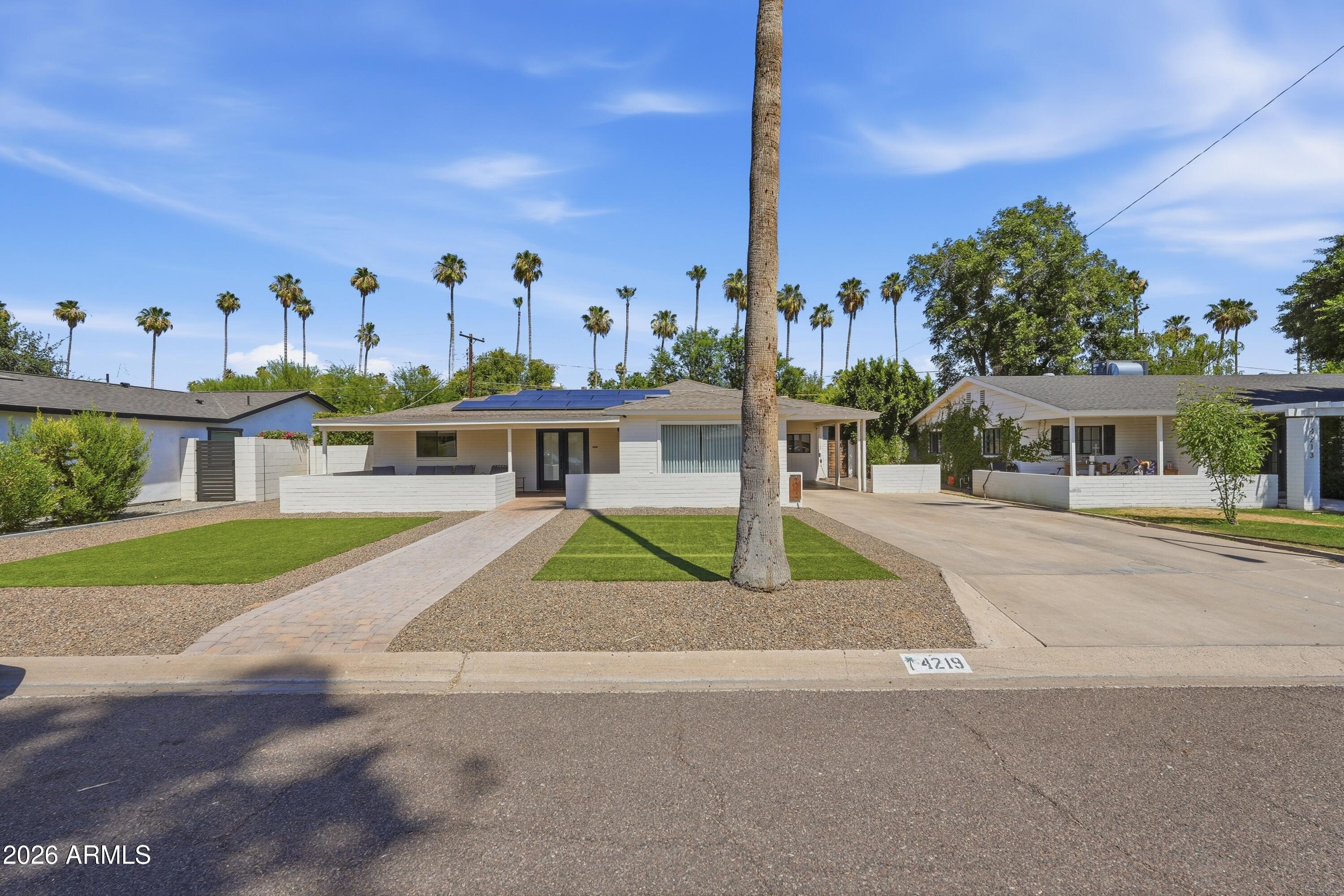 PALMS PARKWAY 1 - Residential