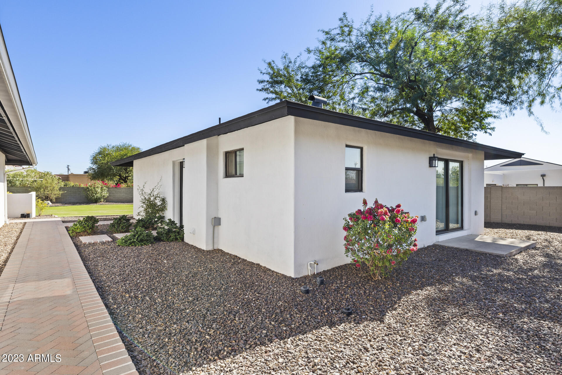 LAS SOMBRAS 2 - Residential