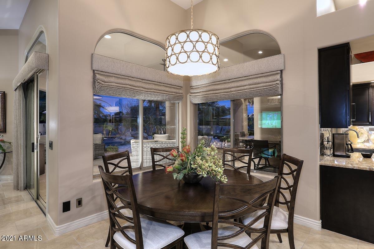 VISTA CAMELLO - Residential