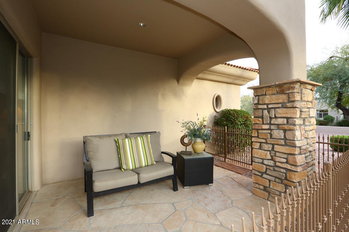 VISTA CAMELLO - Residential