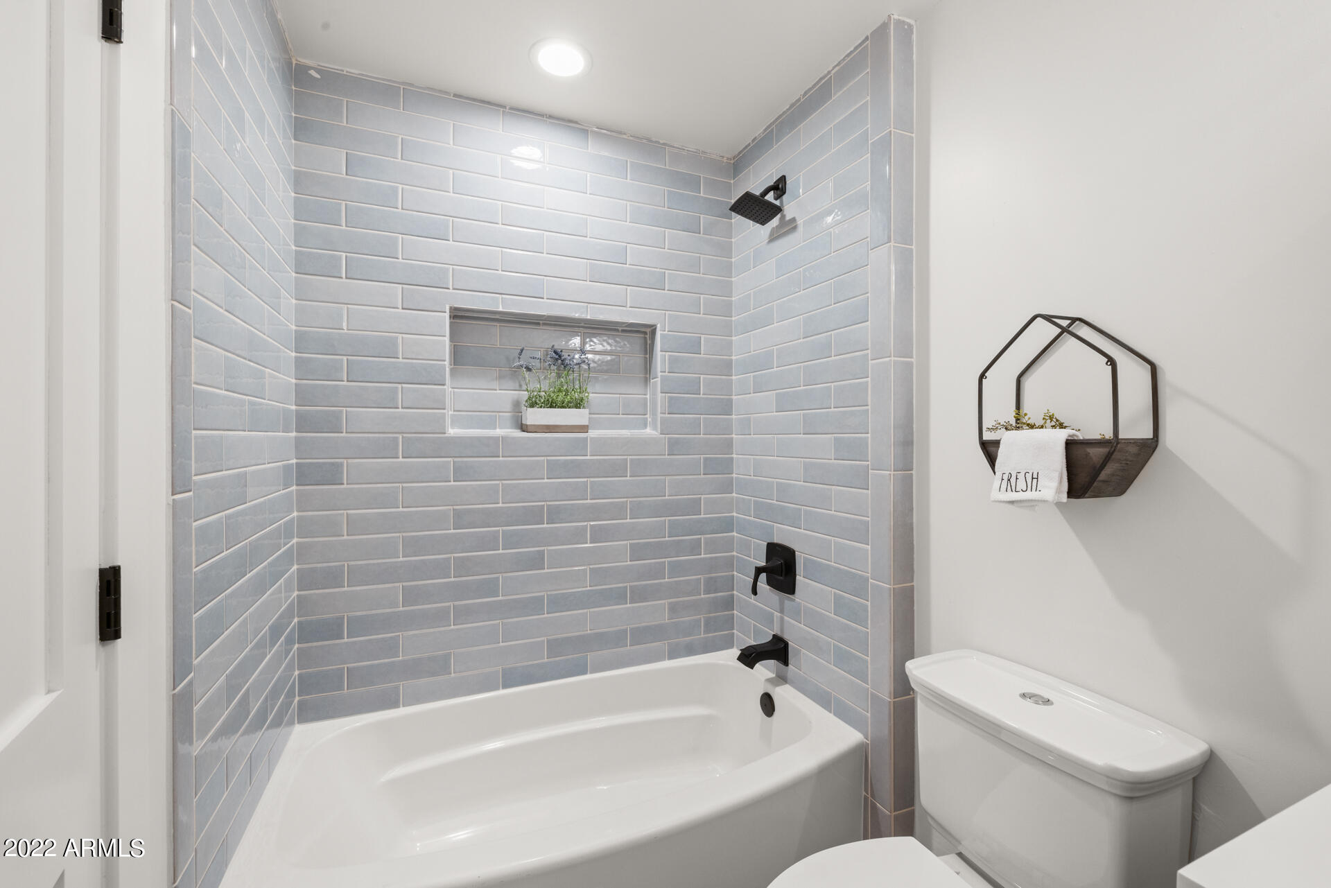 STONERIDGE MANOR 2 LOT 1-6 - Residential