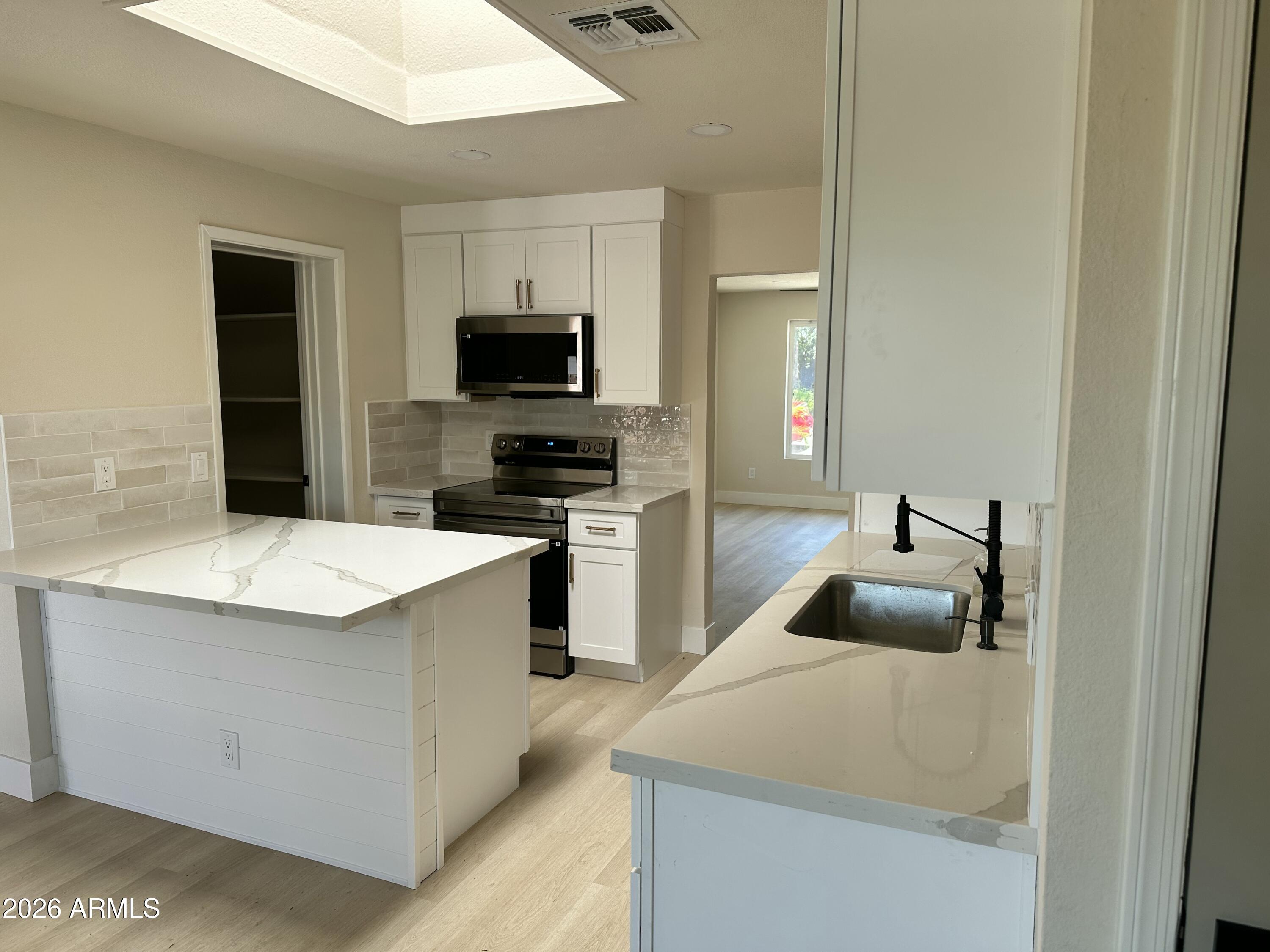 WILSHIRE MANOR UNIT 2 - Residential
