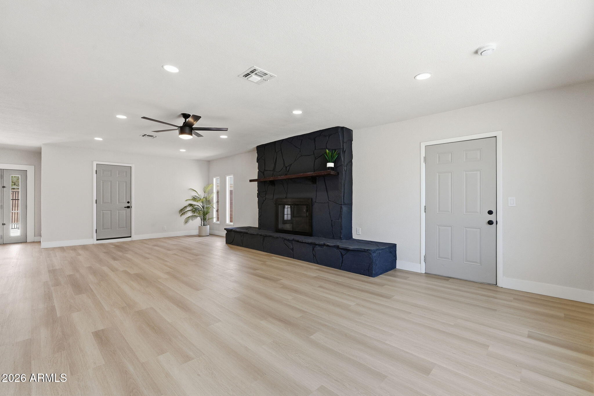 WILSHIRE MANOR UNIT 2 - Residential
