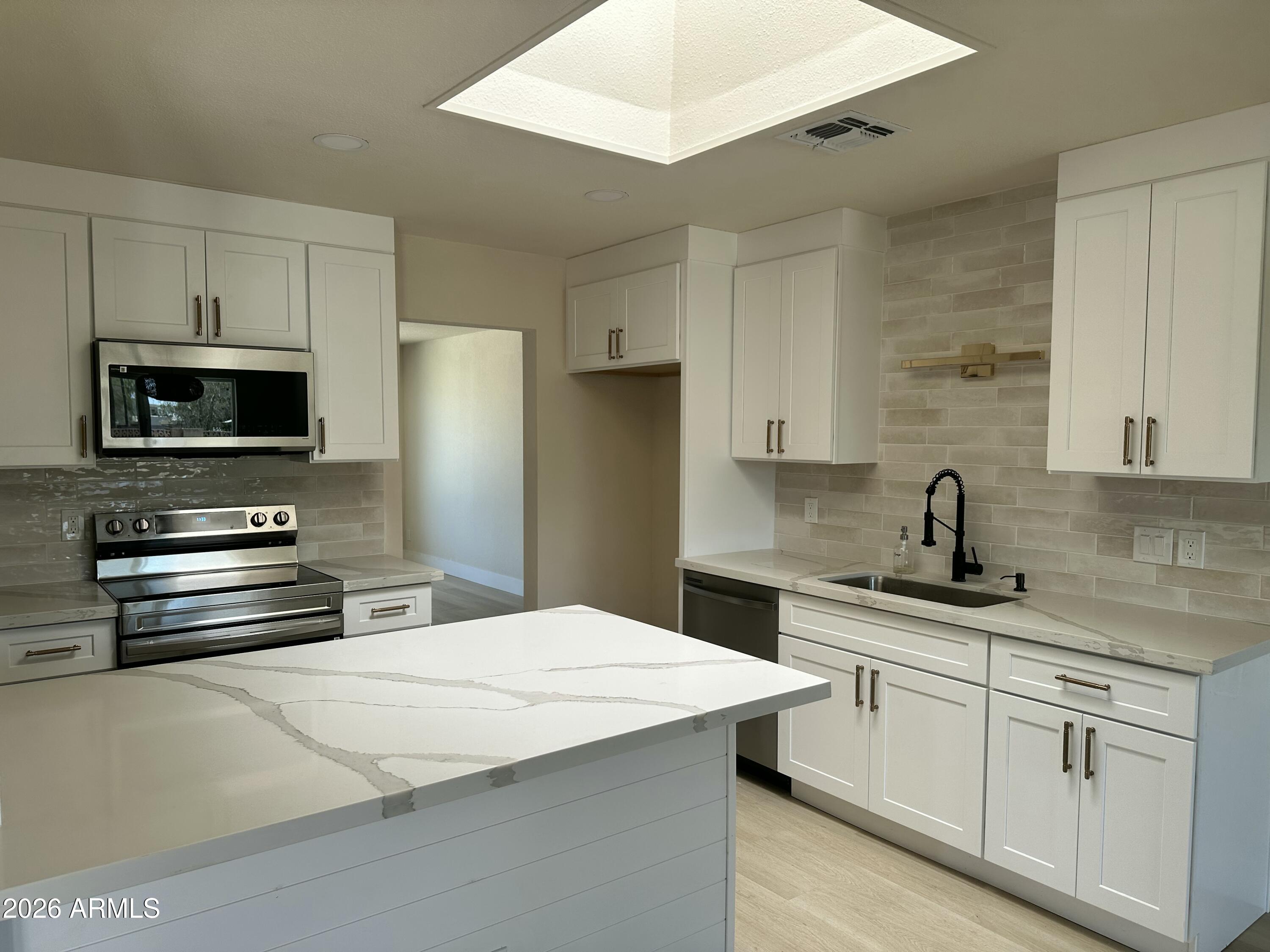 WILSHIRE MANOR UNIT 2 - Residential