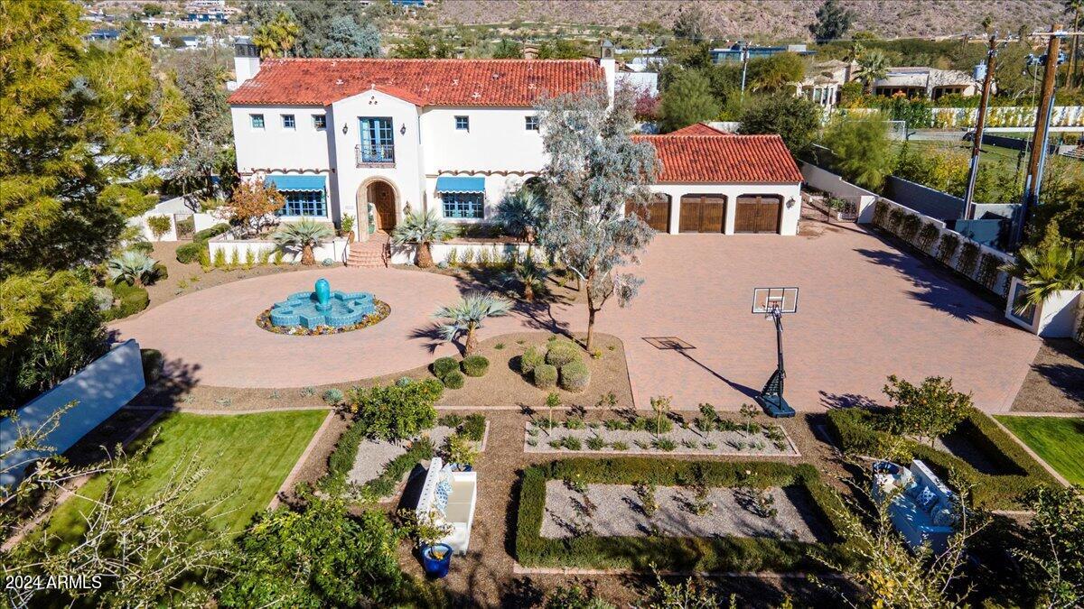 HACIENDA ALLENADA - Residential