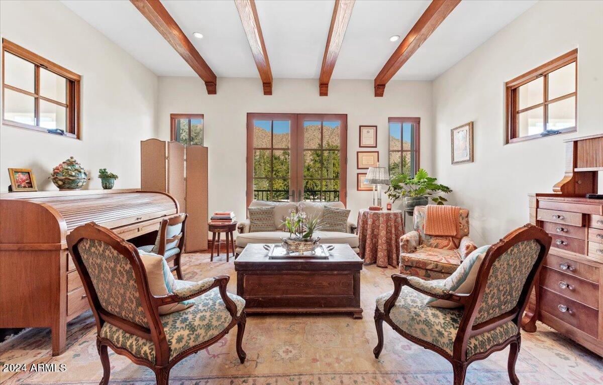 HACIENDA ALLENADA - Residential