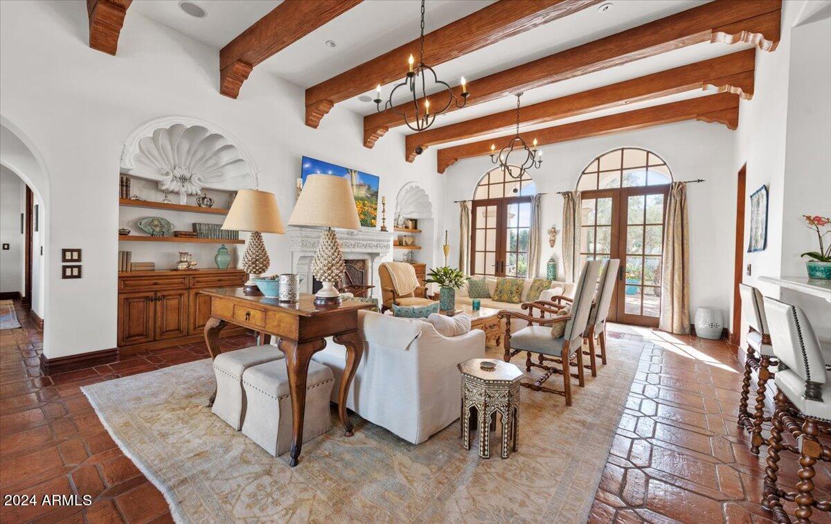 HACIENDA ALLENADA - Residential