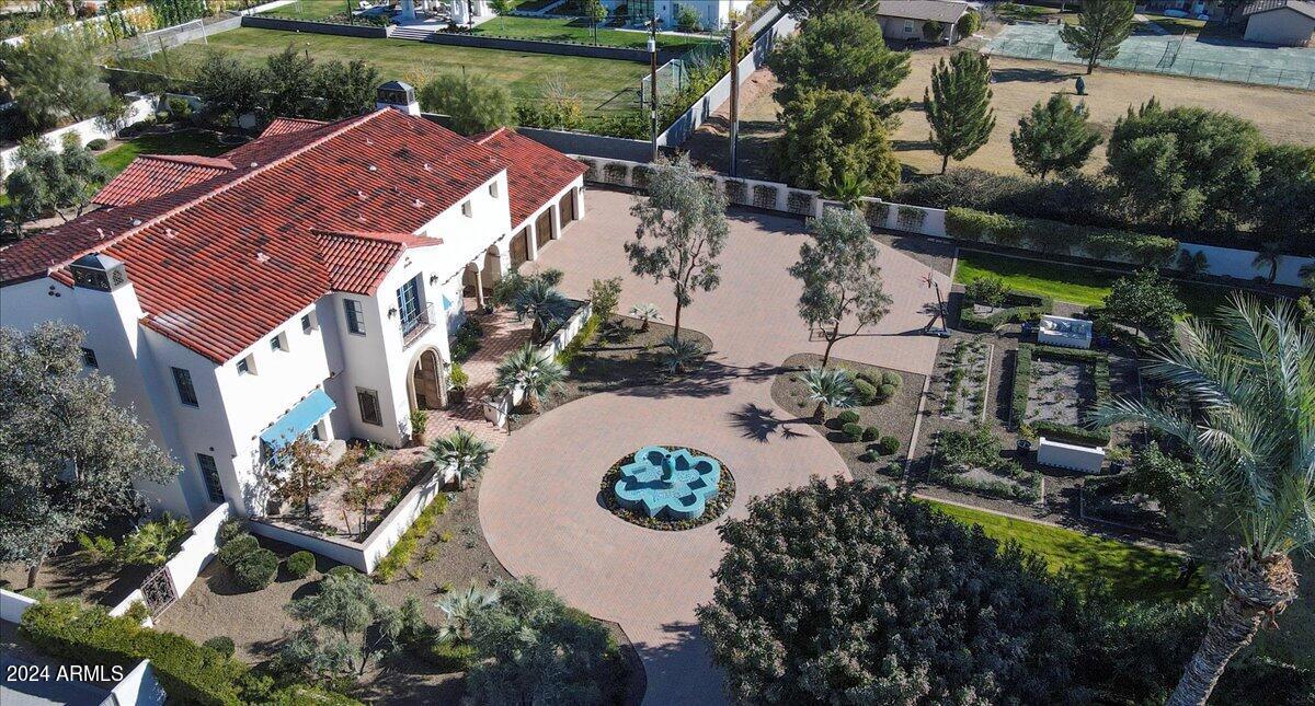 HACIENDA ALLENADA - Residential