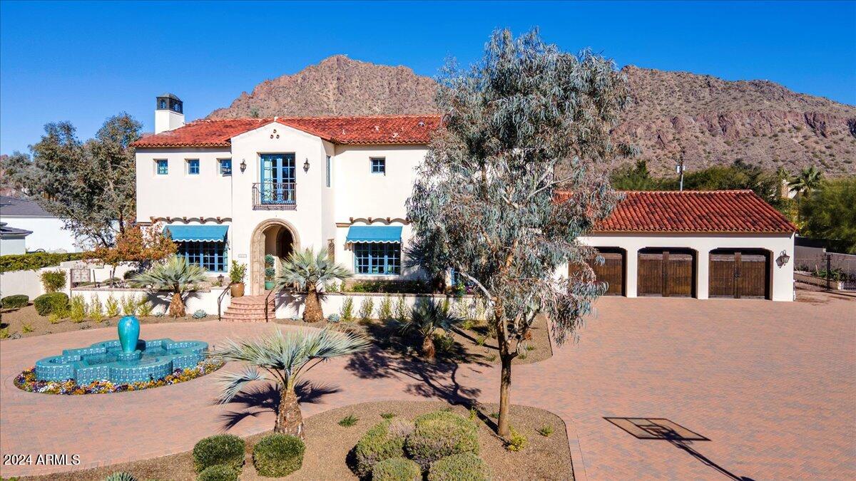 HACIENDA ALLENADA - Residential