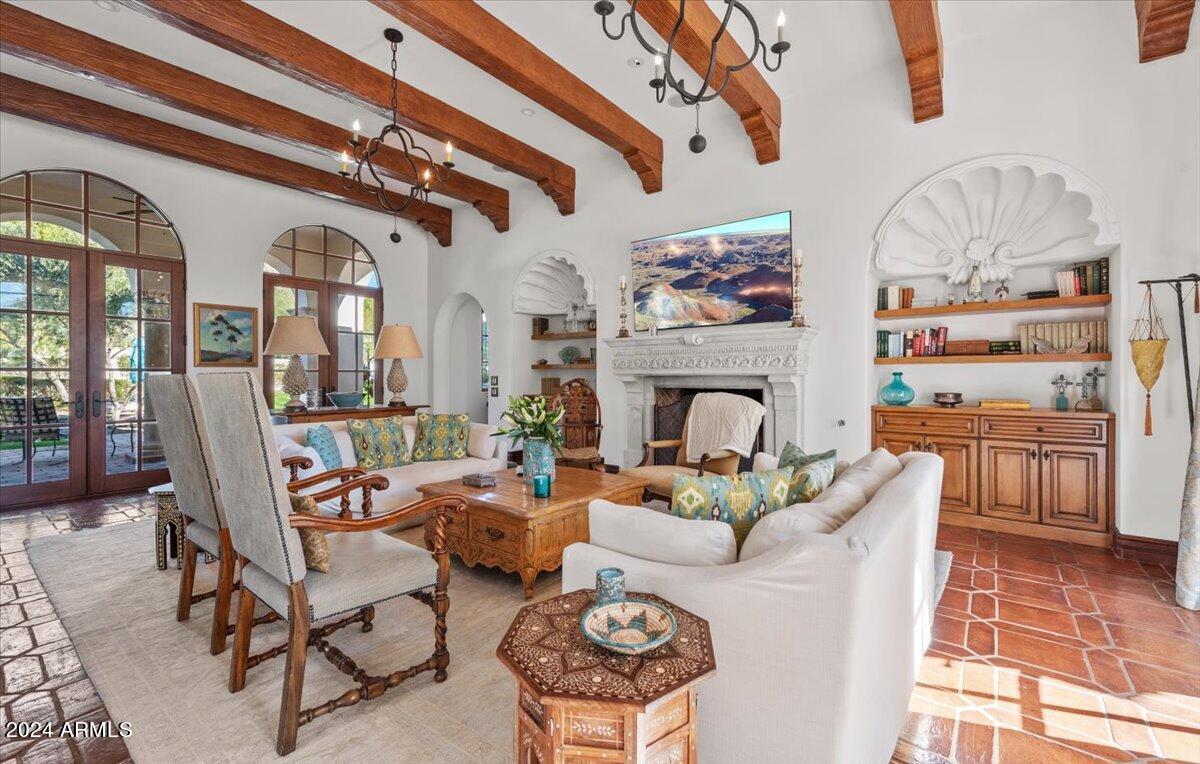 HACIENDA ALLENADA - Residential