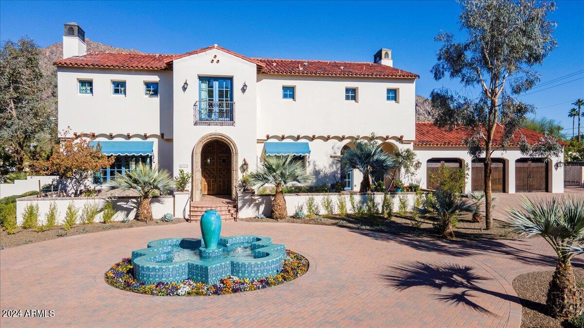 HACIENDA ALLENADA - Residential