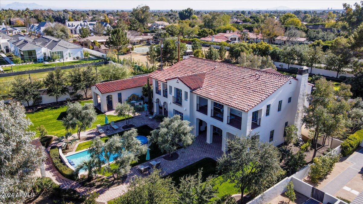HACIENDA ALLENADA - Residential