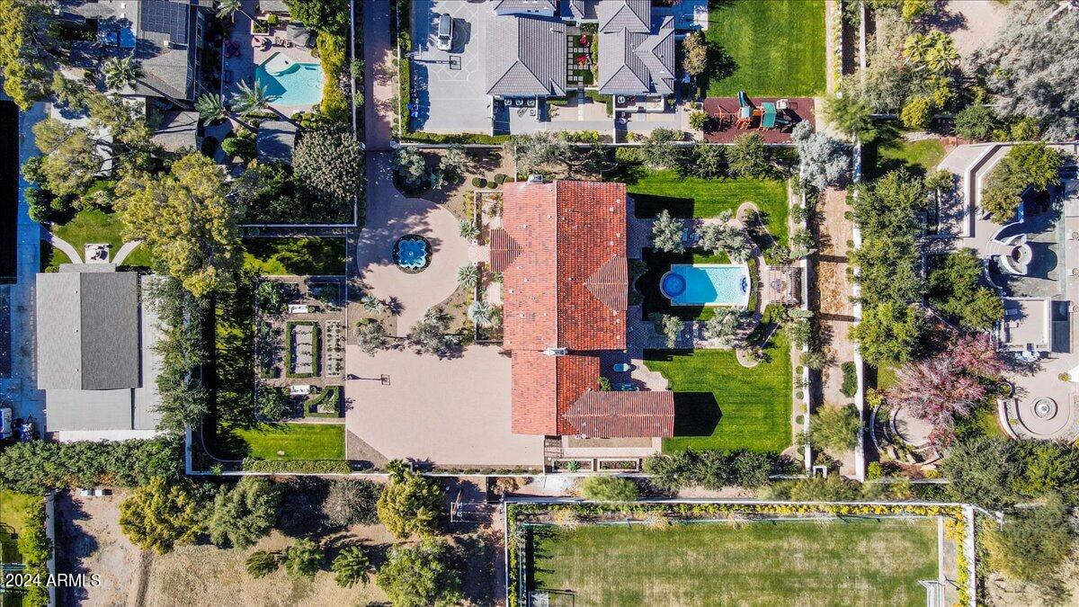 HACIENDA ALLENADA - Residential