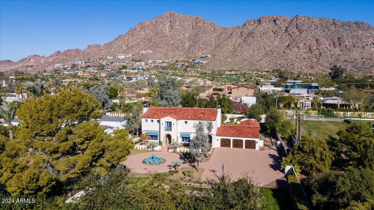 HACIENDA ALLENADA - Residential
