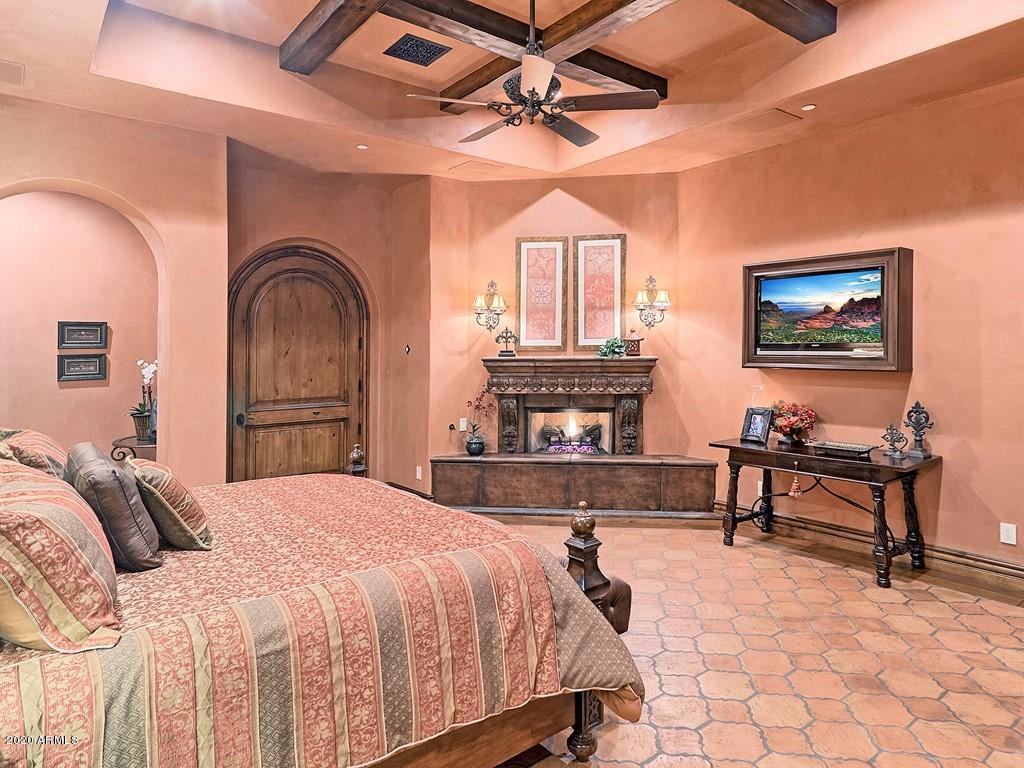 Lone Mt/ Carefree Ranch
Desert Mountain - Residential