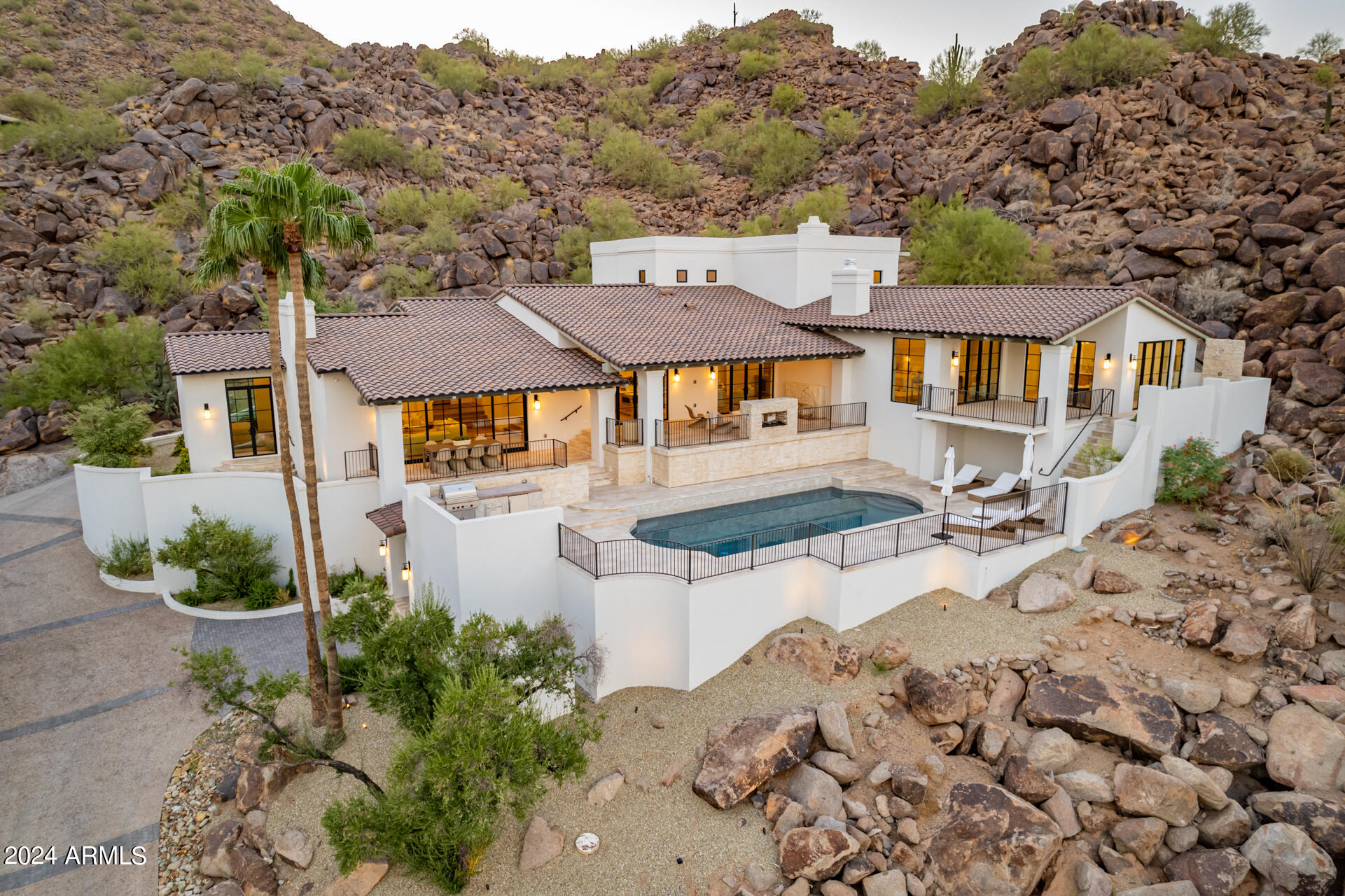ROLLING HILLS HEIGHTS - Residential