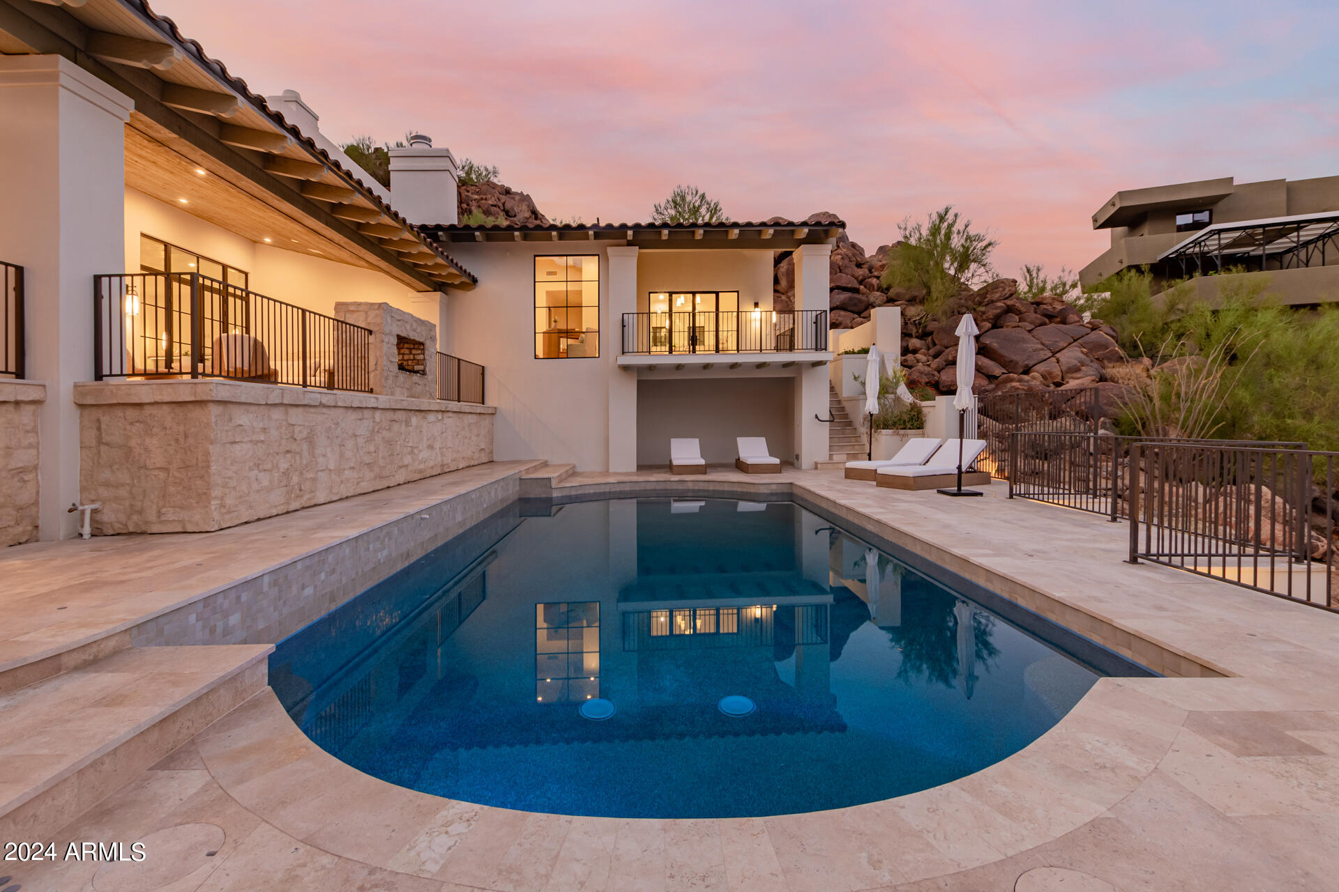 ROLLING HILLS HEIGHTS - Residential