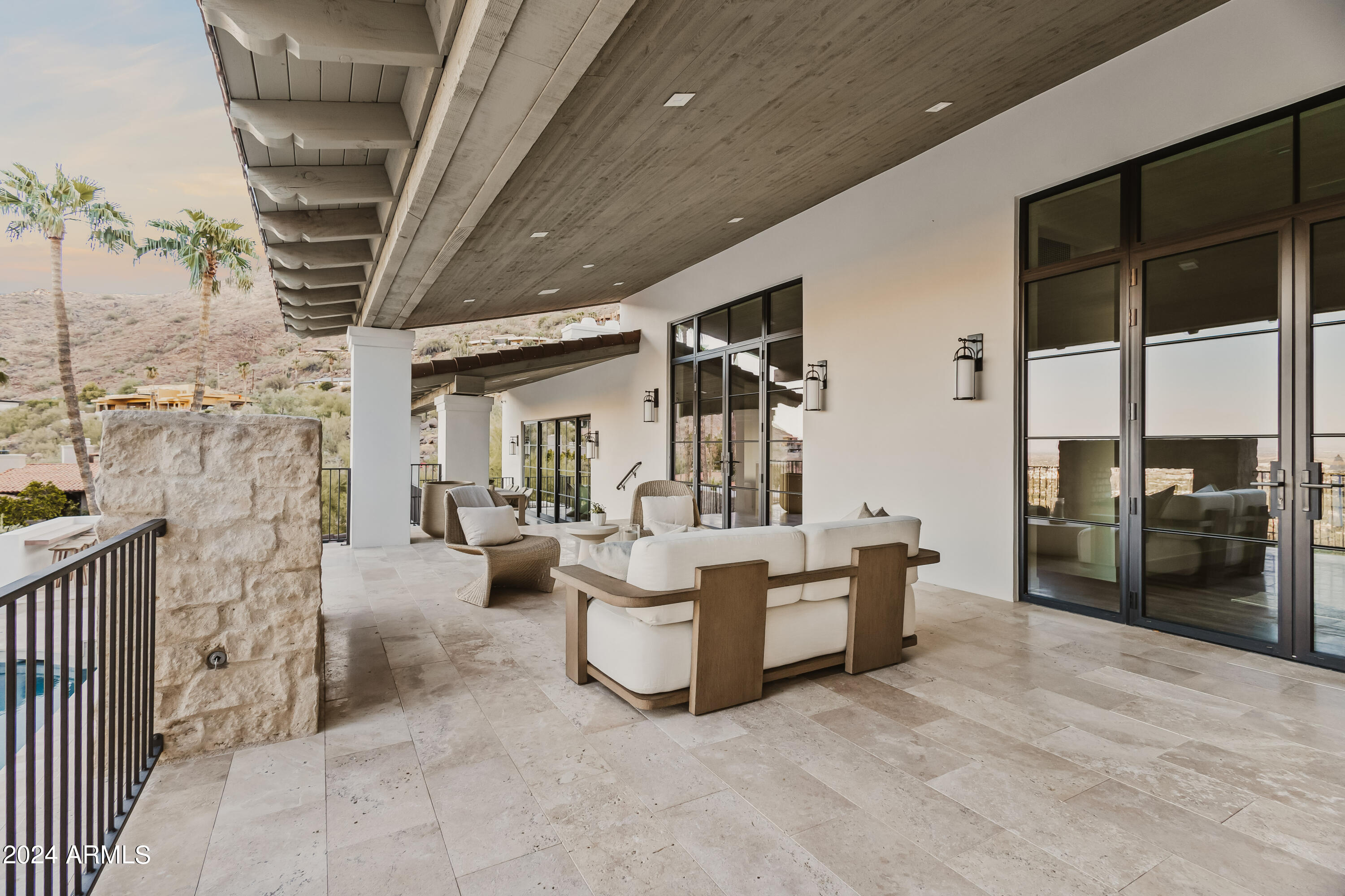 ROLLING HILLS HEIGHTS - Residential