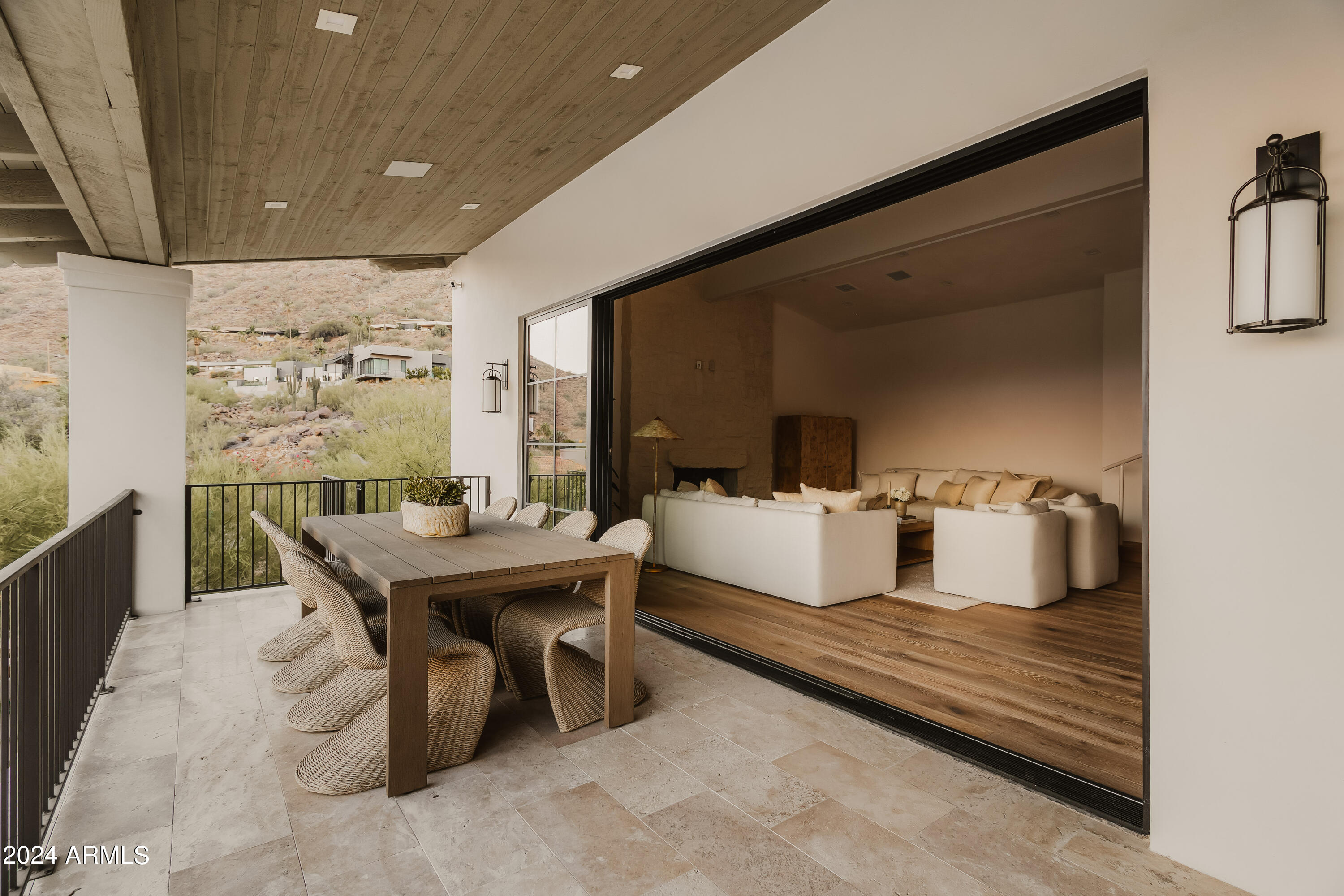 ROLLING HILLS HEIGHTS - Residential