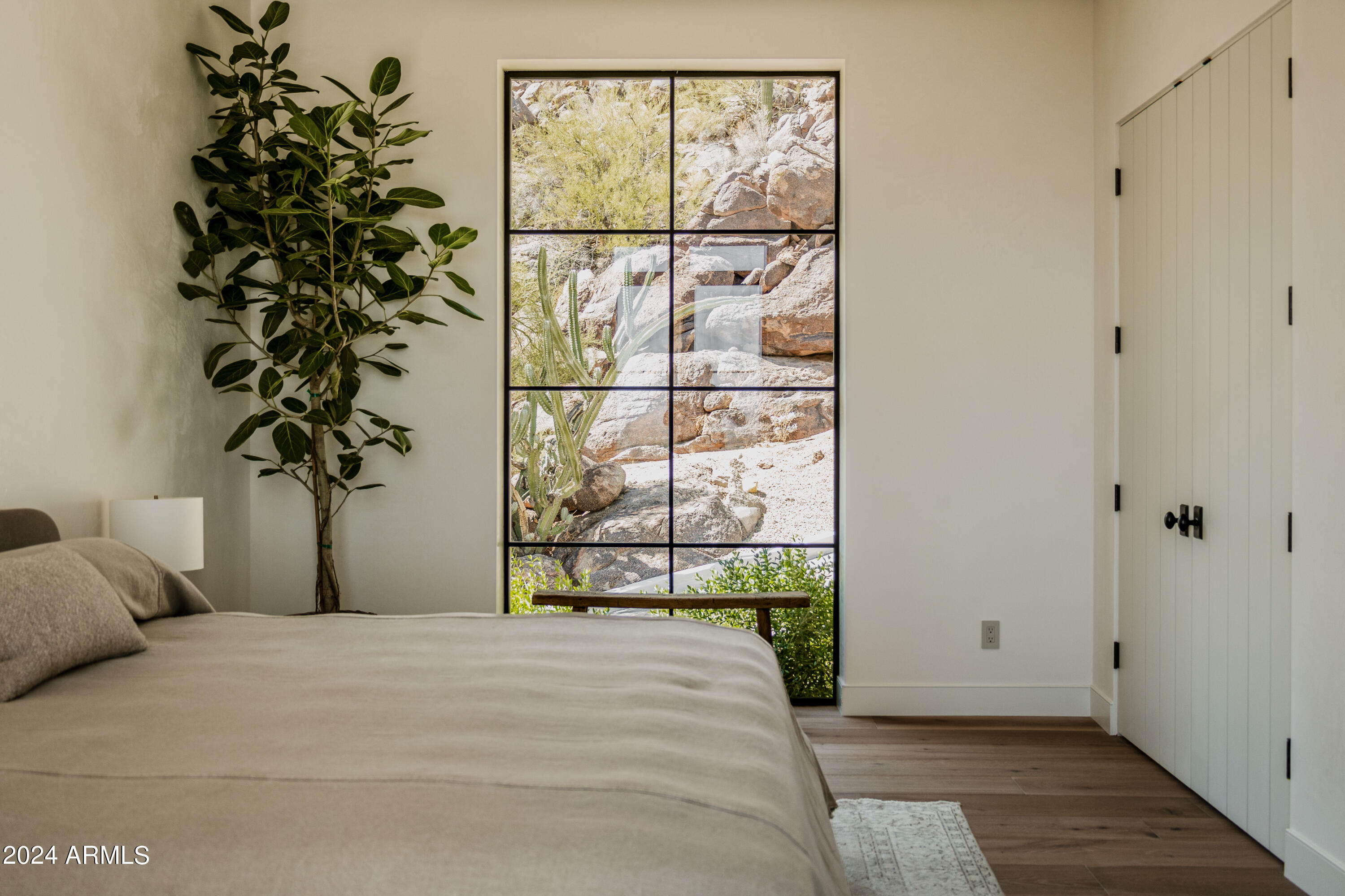 ROLLING HILLS HEIGHTS - Residential