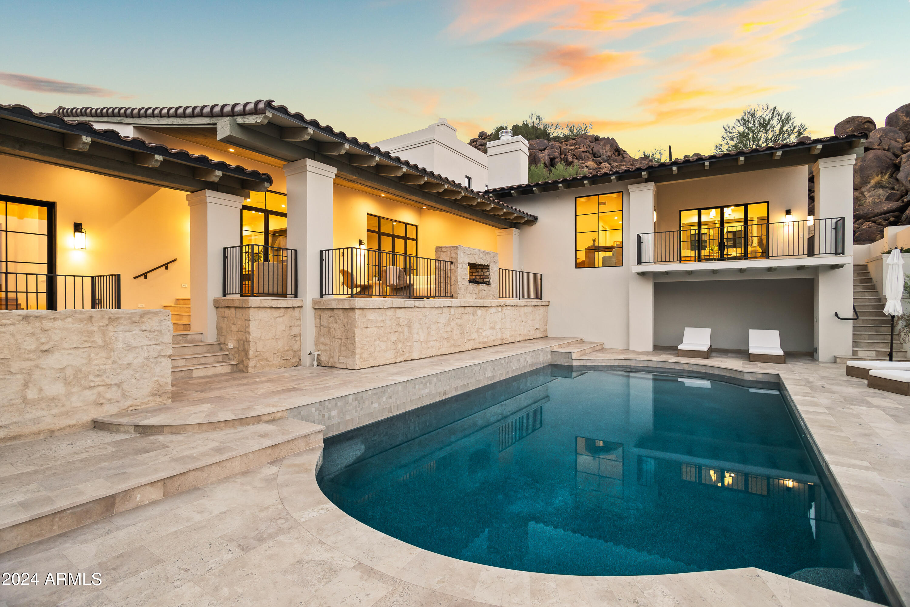 ROLLING HILLS HEIGHTS - Residential