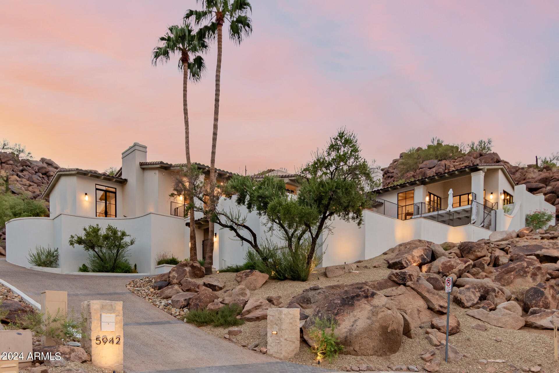 ROLLING HILLS HEIGHTS - Residential