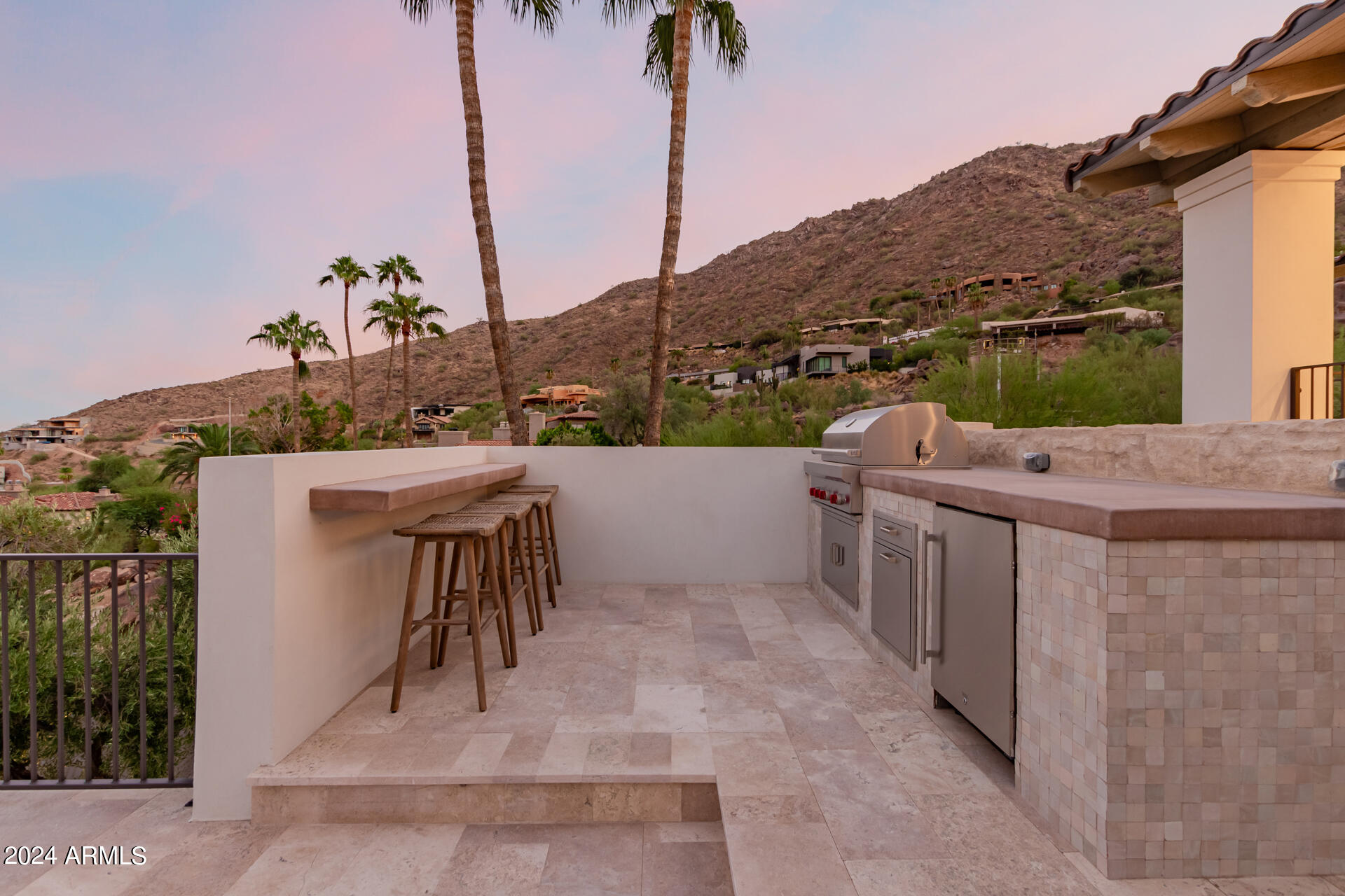 ROLLING HILLS HEIGHTS - Residential
