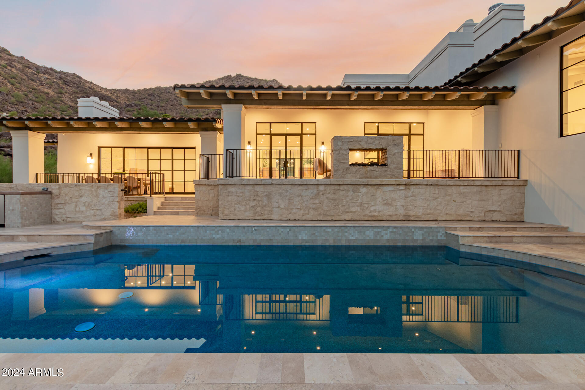 ROLLING HILLS HEIGHTS - Residential