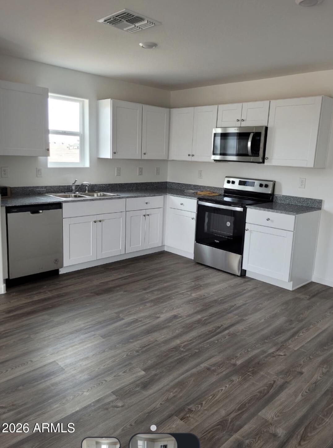 ARIZONA CITY UNIT ONE - Residential