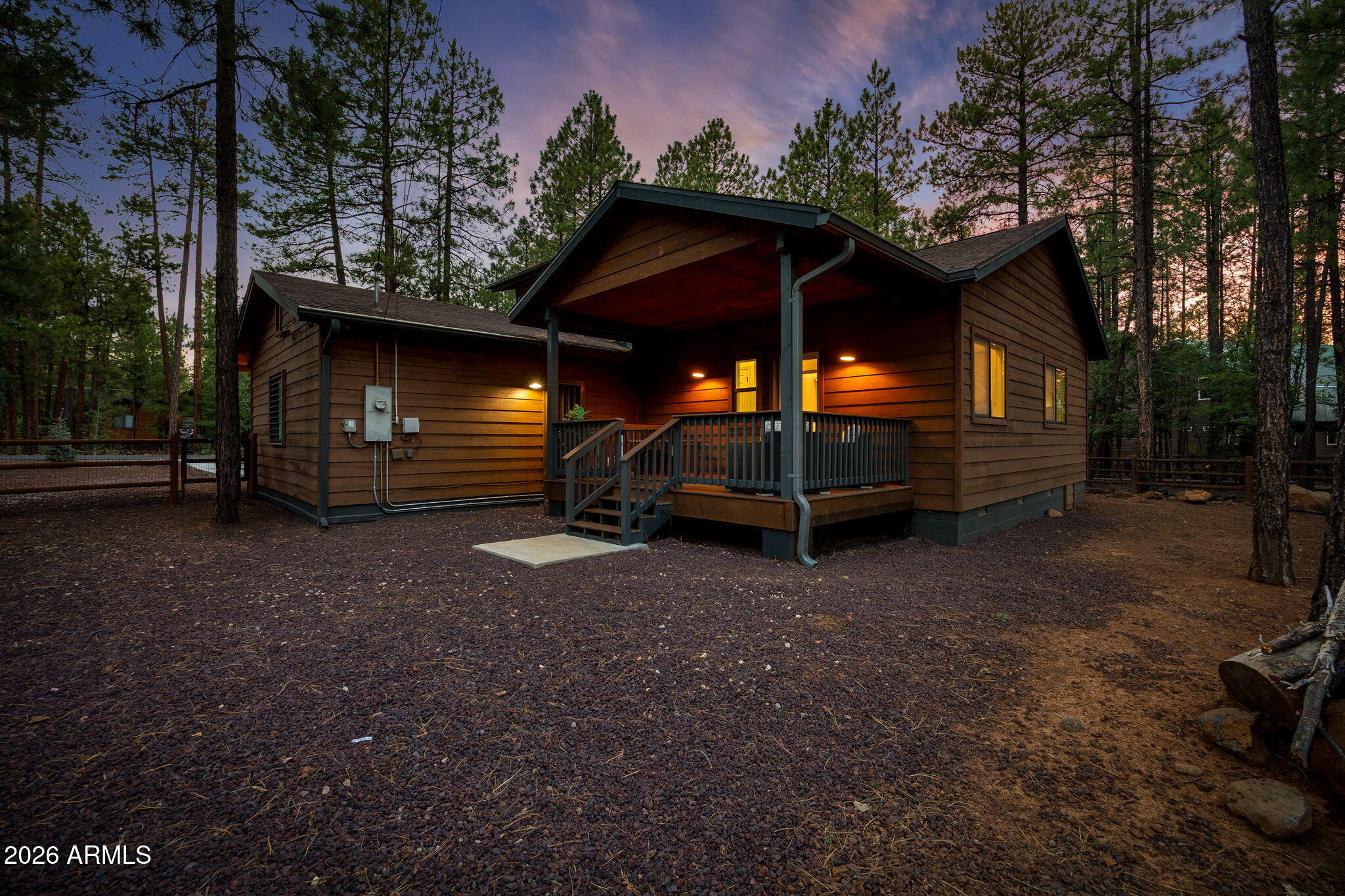 PINETOP LAKES PLAZA UNIT 1 - Residential